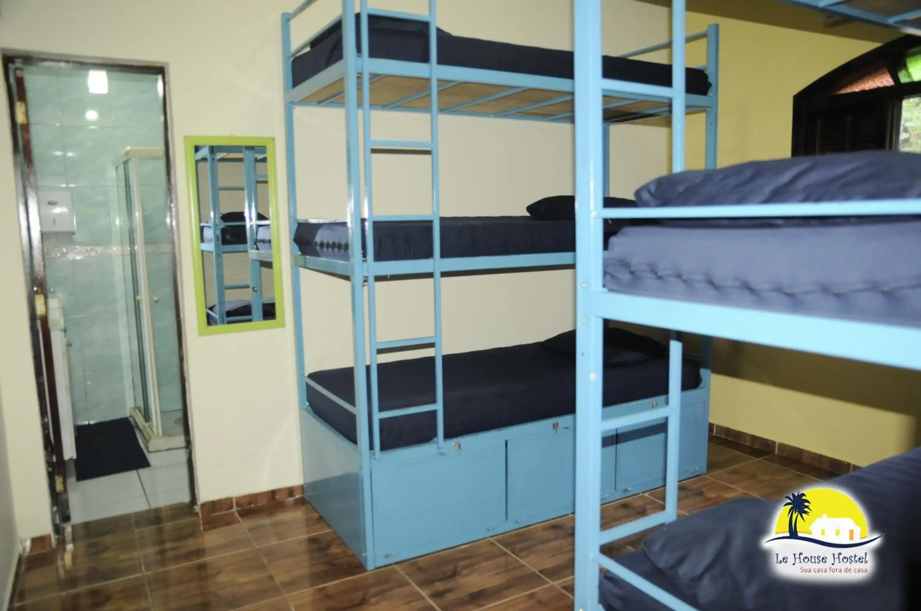 Bed in Standard 9-Bed Mixed Dormitory Room in Le House Hostel Bed in Standard 9-Bed Mixed Dormitory Room in Le House Hostel