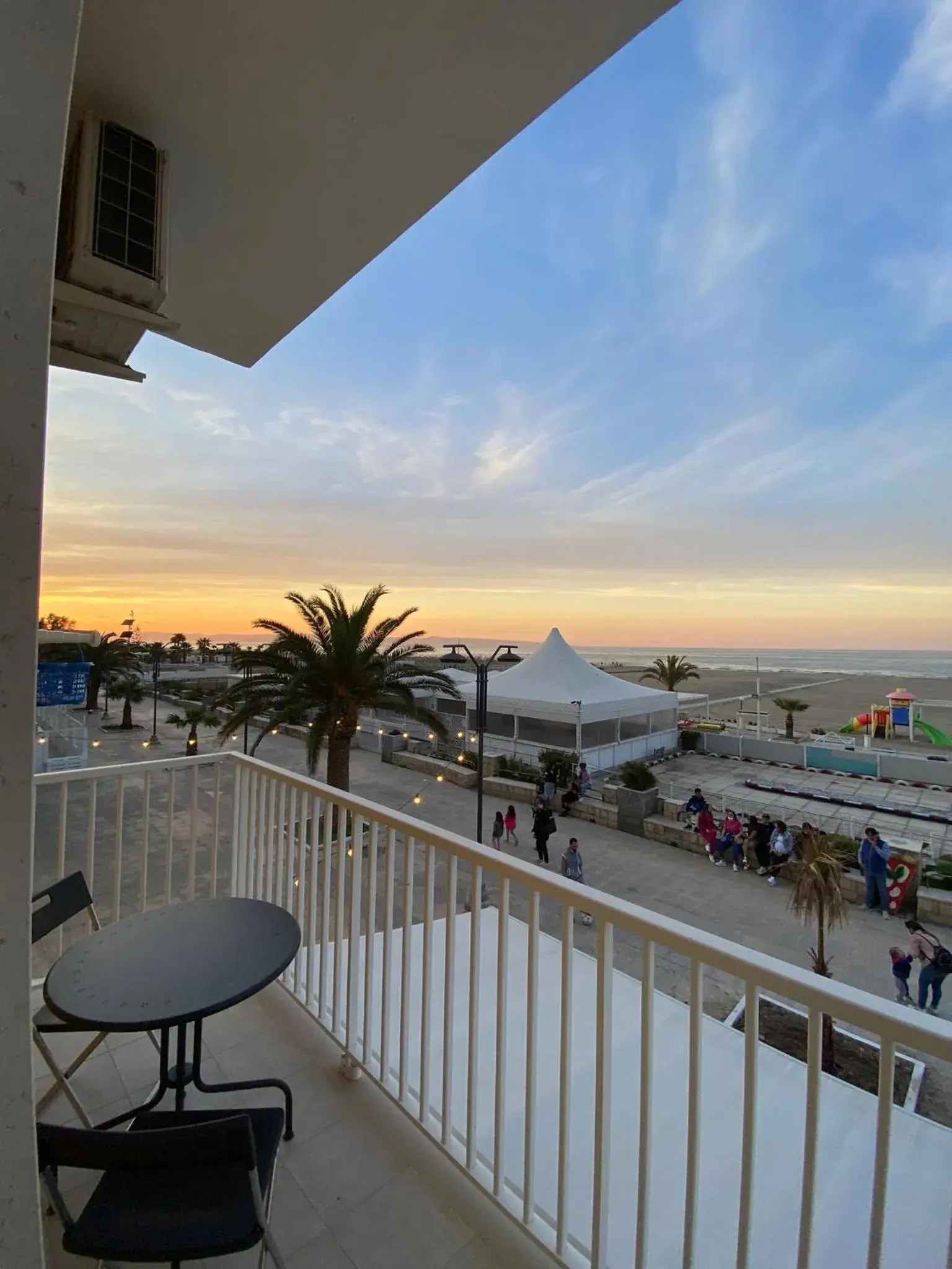 16TH FAD ROOMS 16TH FAD ROOMS