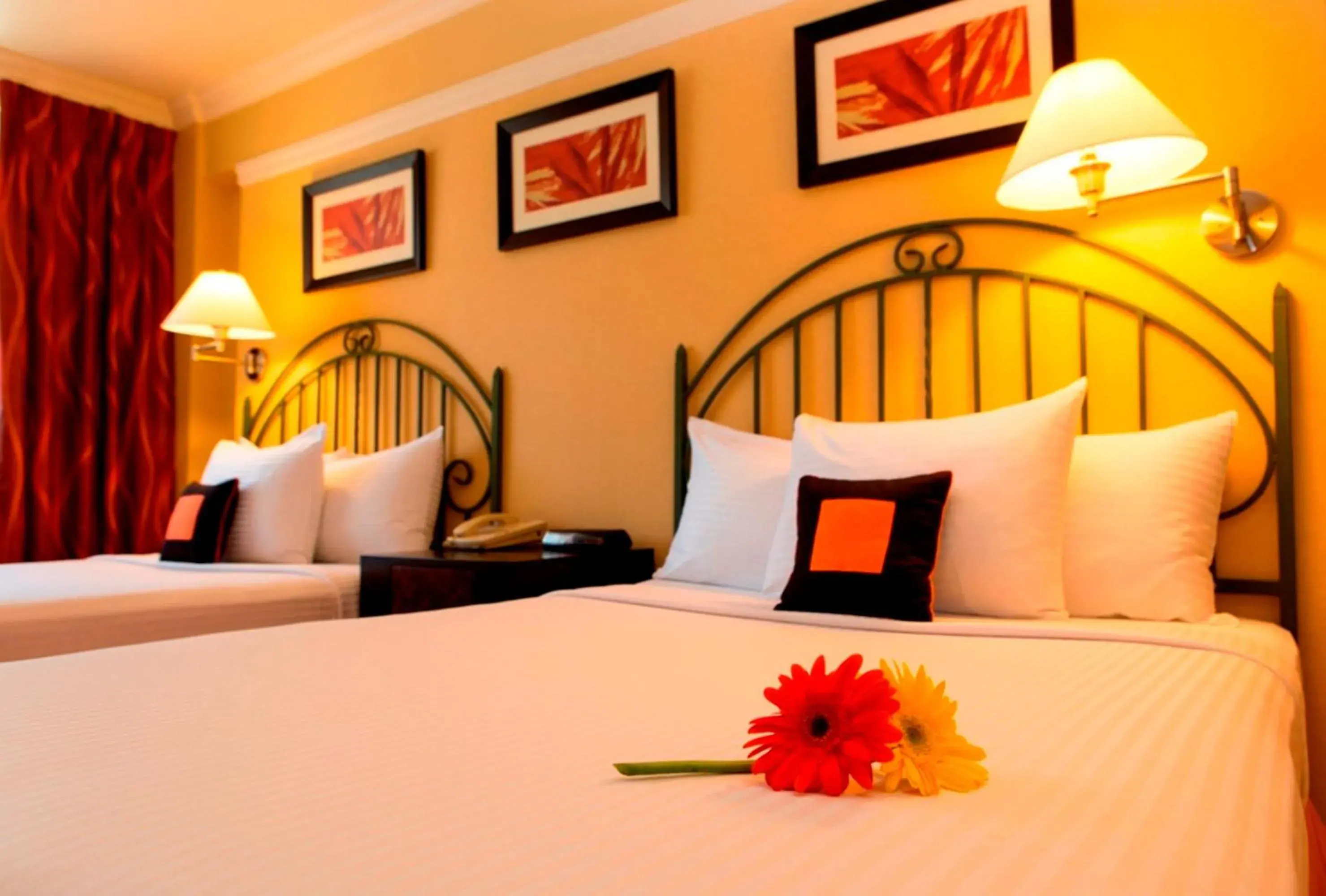 Double Room with Two Double Beds in Kapok Hotel Double Room with Two Double Beds in Kapok Hotel