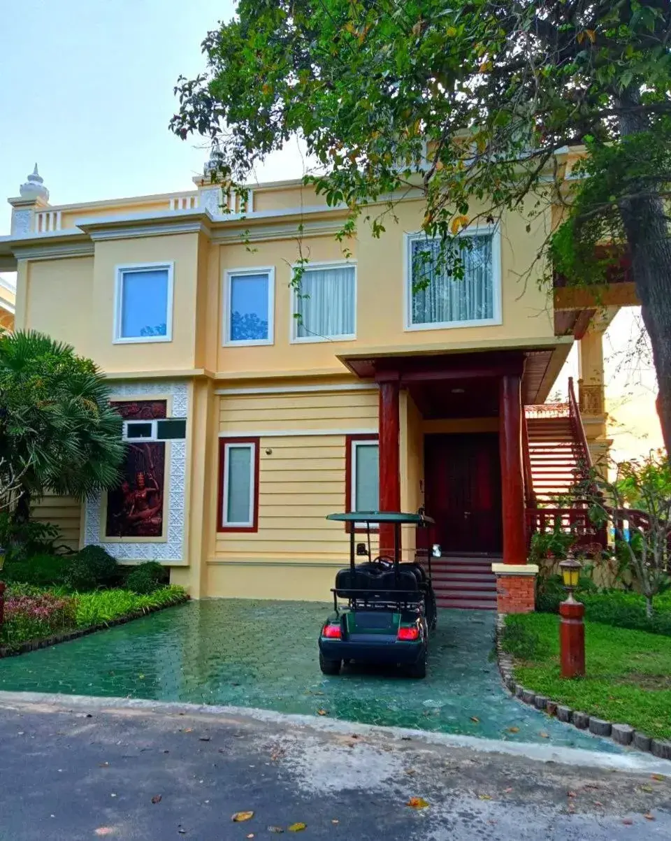 Three-Bedroom Villa in Try Palace Resort Sihanoukville Three-Bedroom Villa in Try Palace Resort Sihanoukville