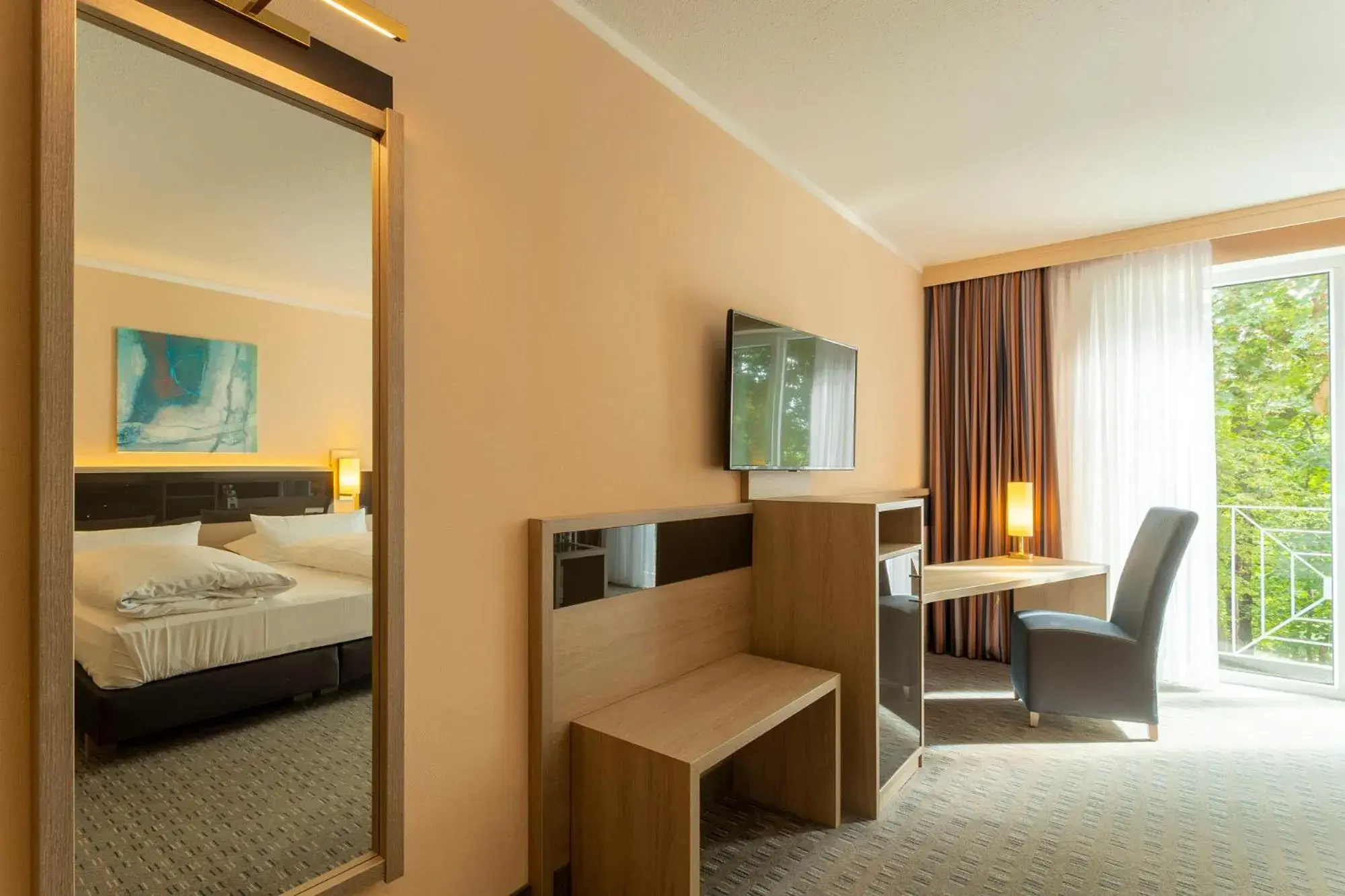 Superior King Room in Parkhotel Berghölzchen Superior King Room in Parkhotel Berghölzchen