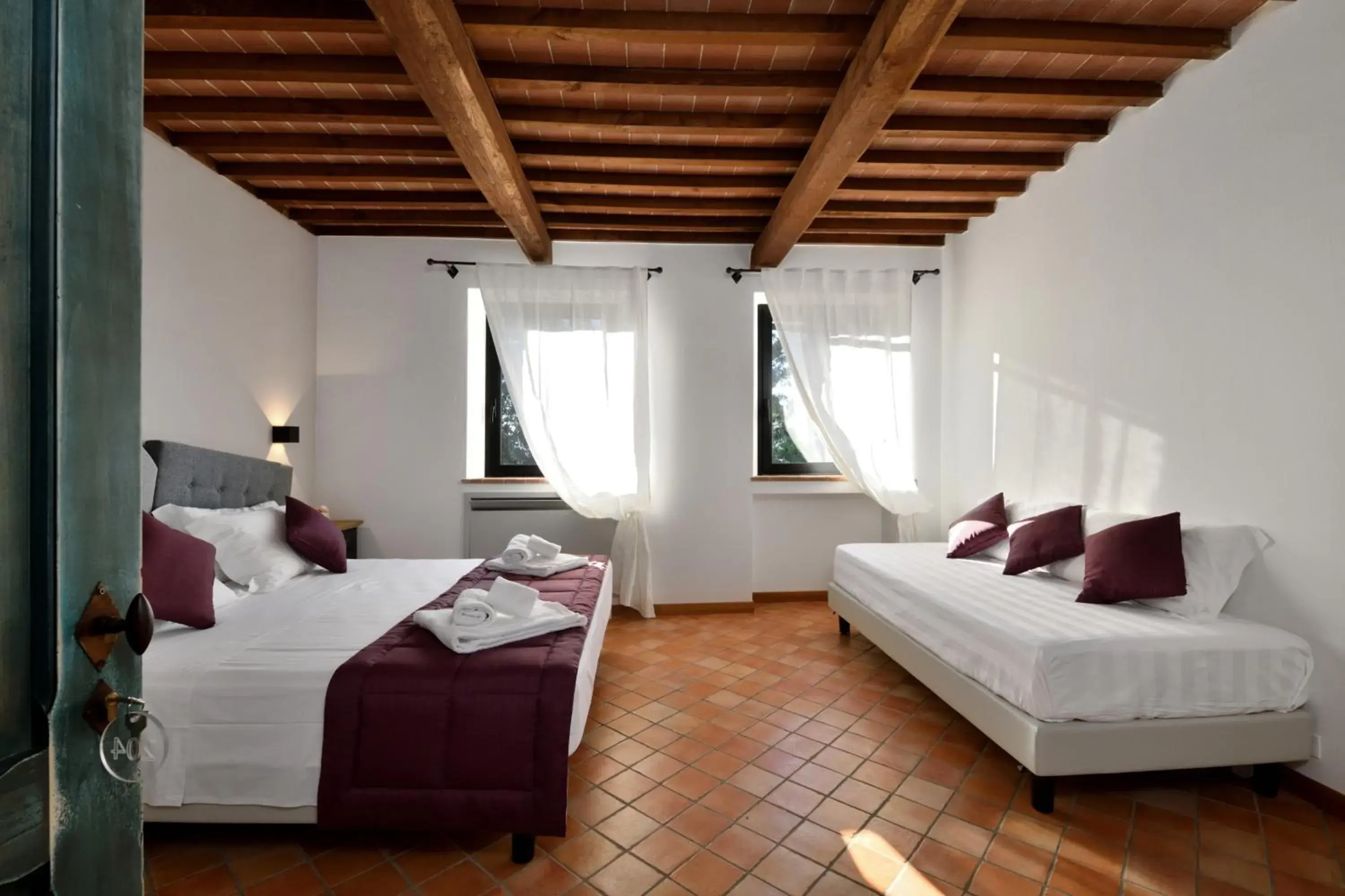 Triple Room in Porsenna Resort Triple Room in Porsenna Resort