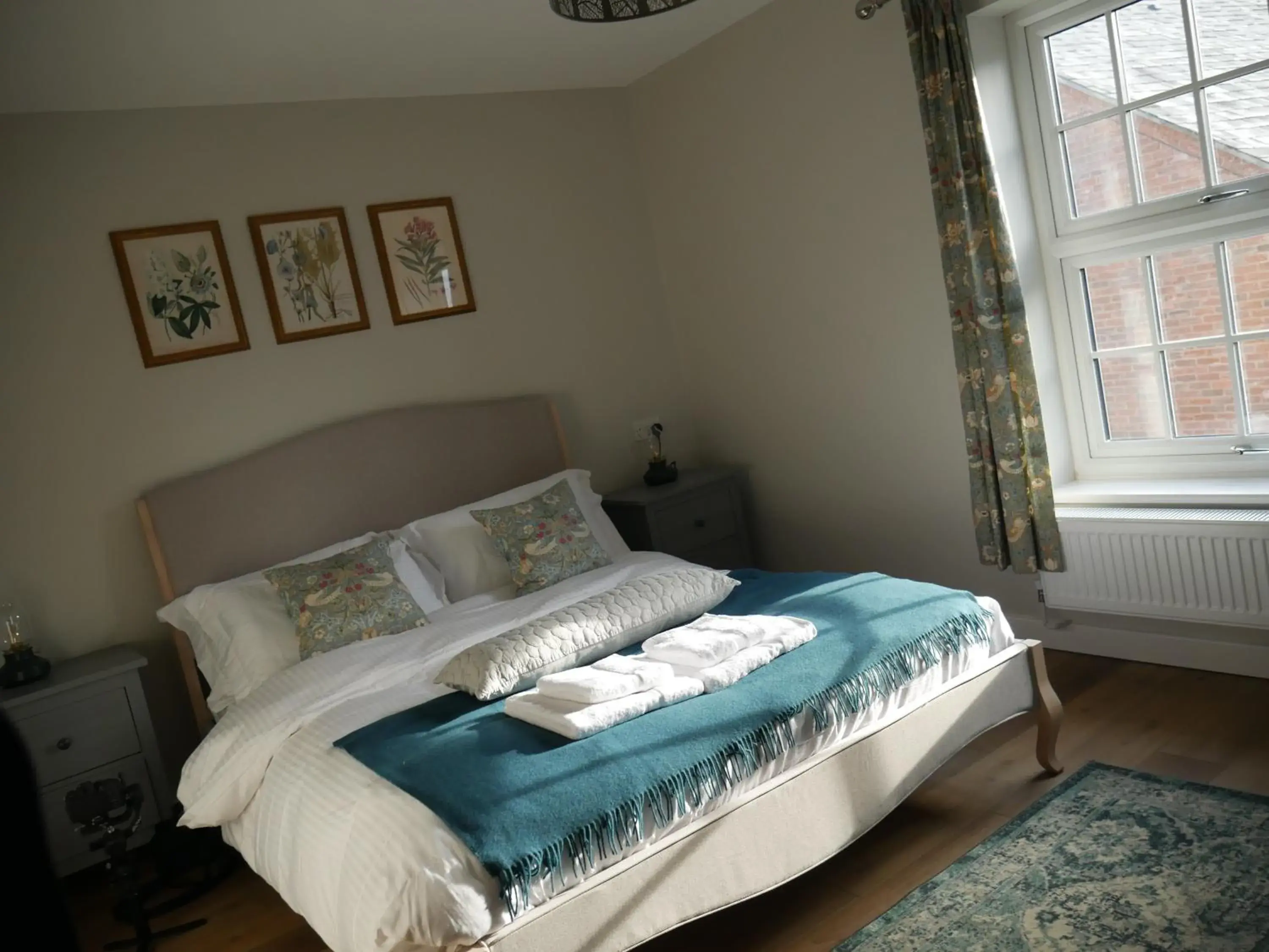 Double Room with Private Bathroom in The Fox and Hounds Double Room with Private Bathroom in The Fox and Hounds