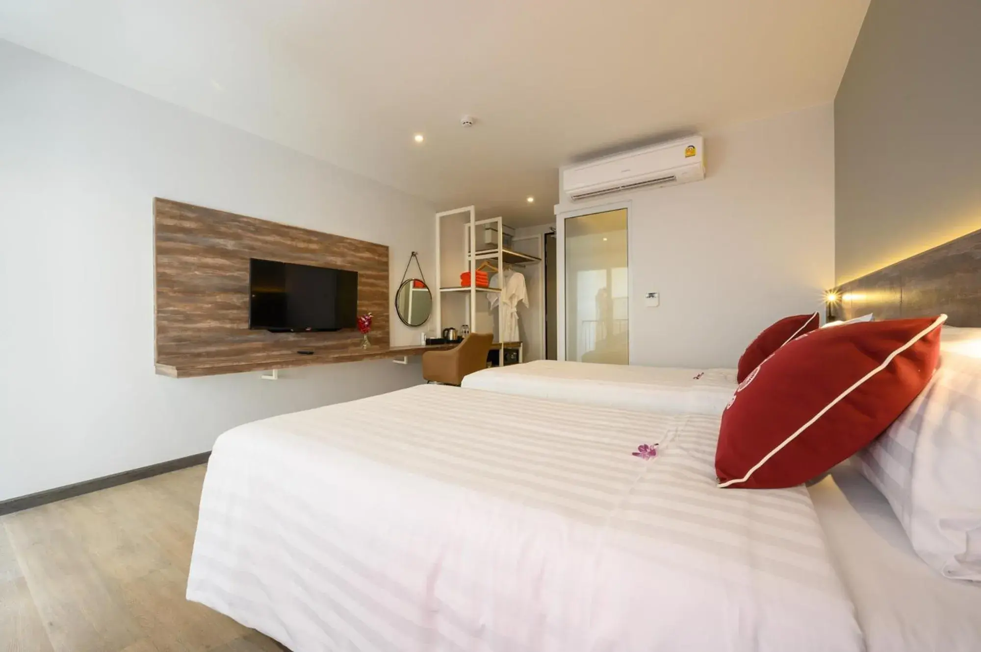 Deluxe Double or Twin Room in Tour De Phuket Hotel - SHA Plus Deluxe Double or Twin Room in Tour De Phuket Hotel - SHA Plus