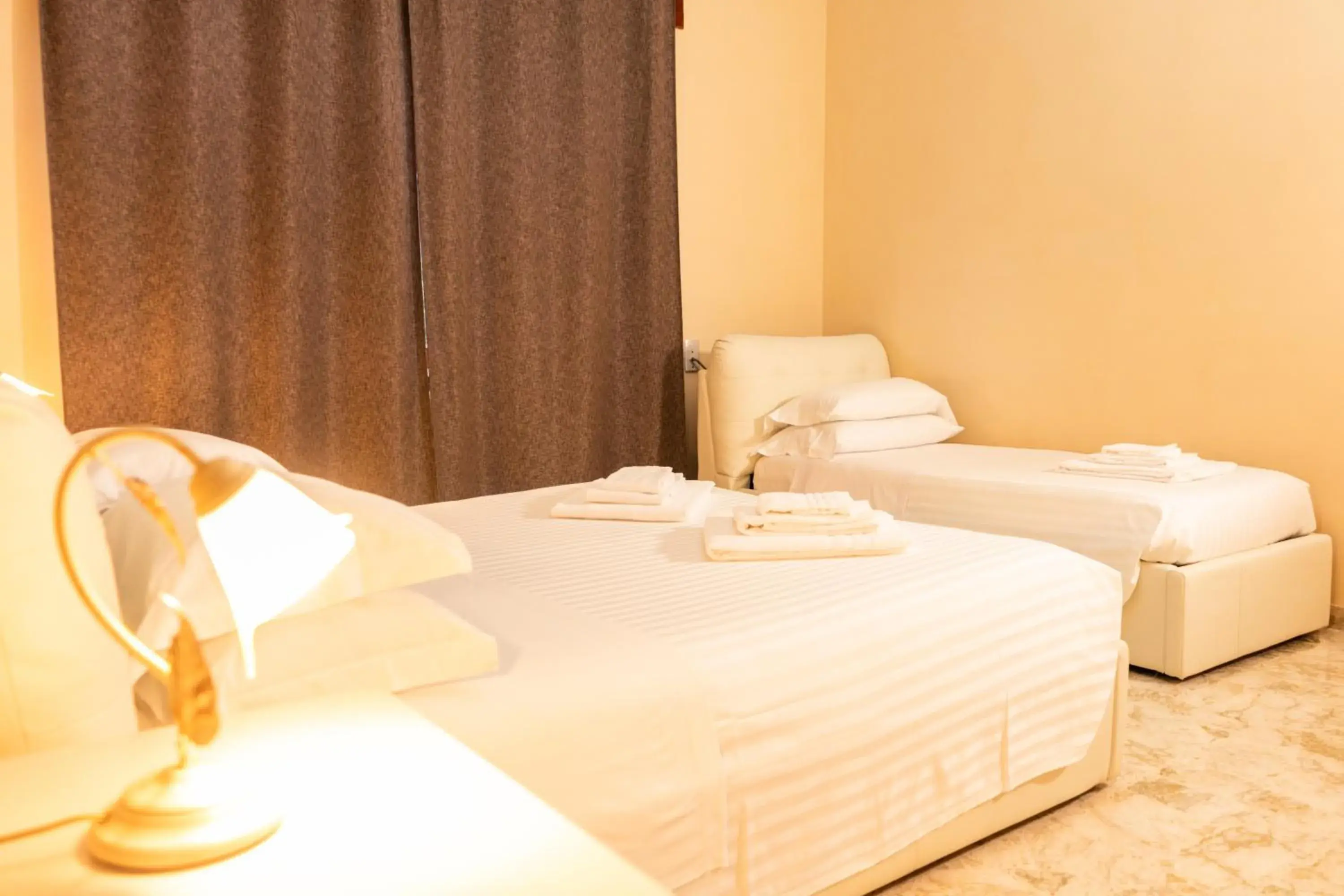 Triple Room with View - single occupancy in B&B L'EDEN Triple Room with View - single occupancy in B&B L'EDEN