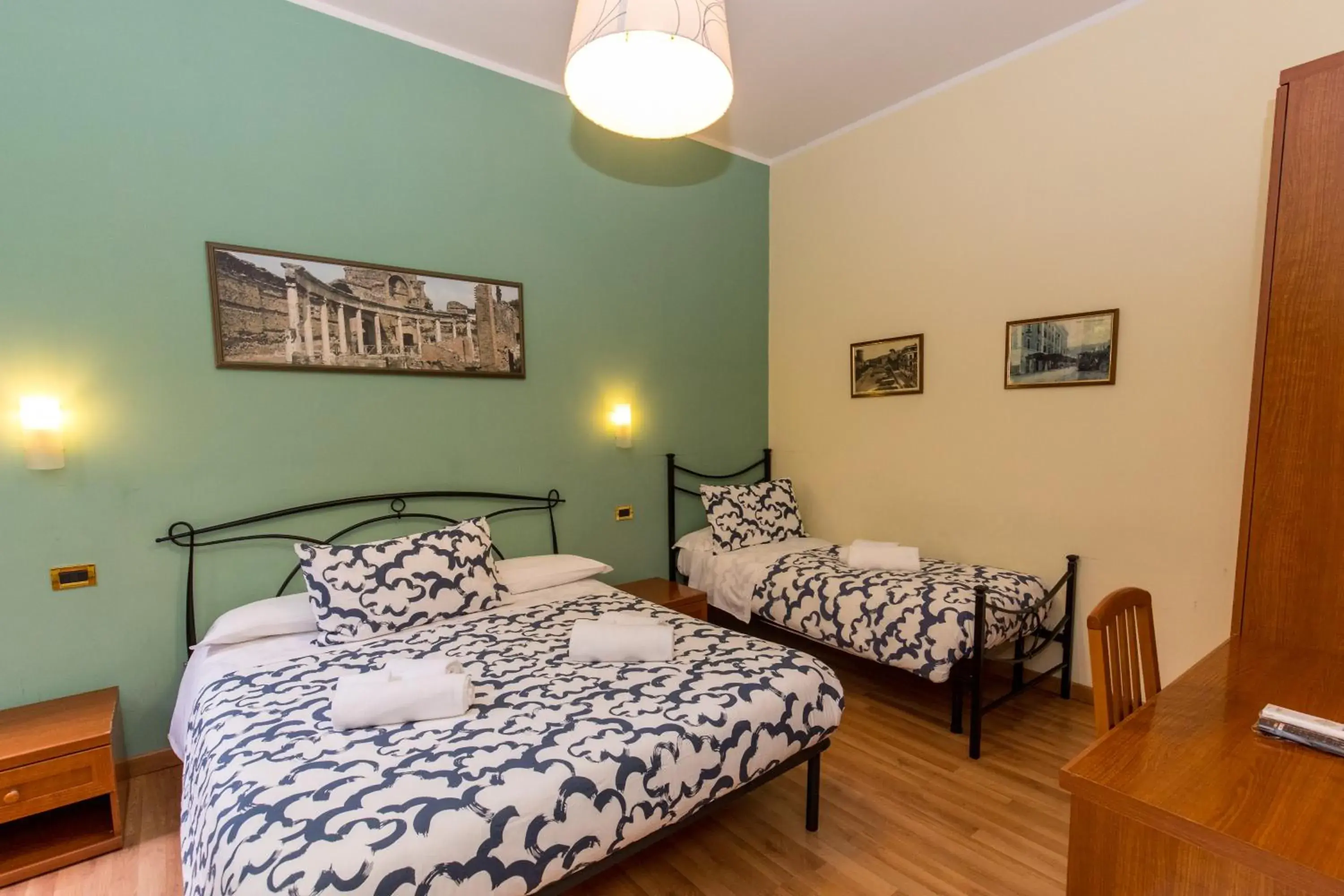 Triple Room with Private Bathroom in Palazzo Santori Triple Room with Private Bathroom in Palazzo Santori