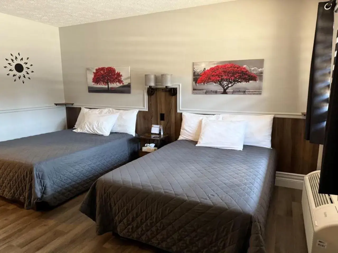 Standard Double Room in Auberge MicKy Inc Standard Double Room in Auberge MicKy Inc