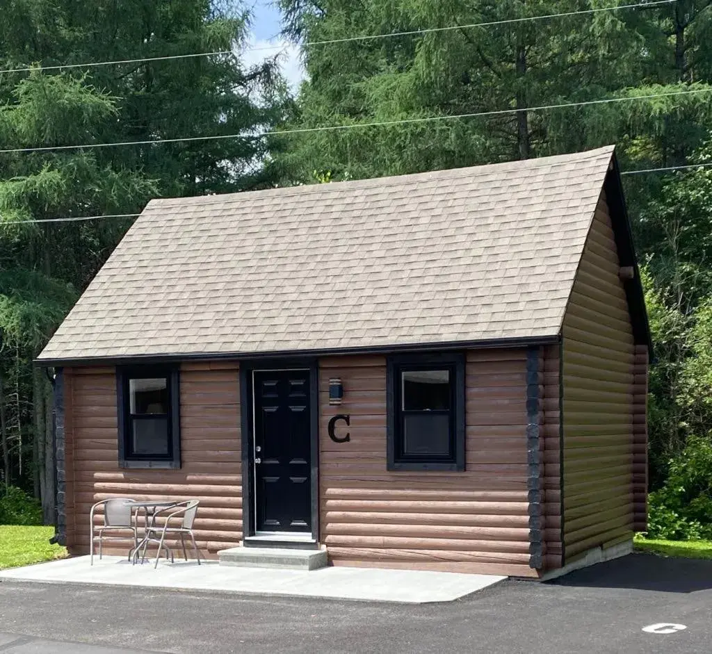 Superior Chalet in Auberge MicKy Inc Superior Chalet in Auberge MicKy Inc