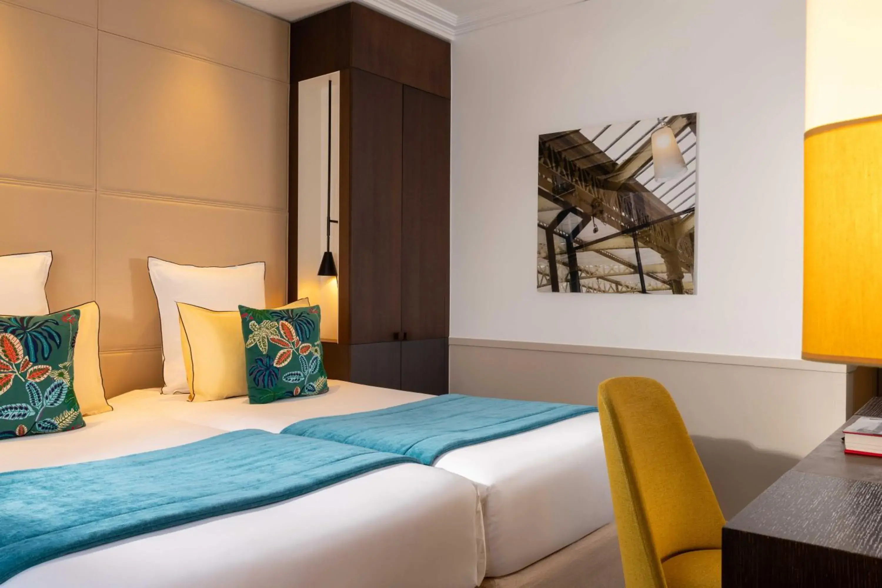 Classic Family Room in Hotel Villa Saxe Eiffel Classic Family Room in Hotel Villa Saxe Eiffel