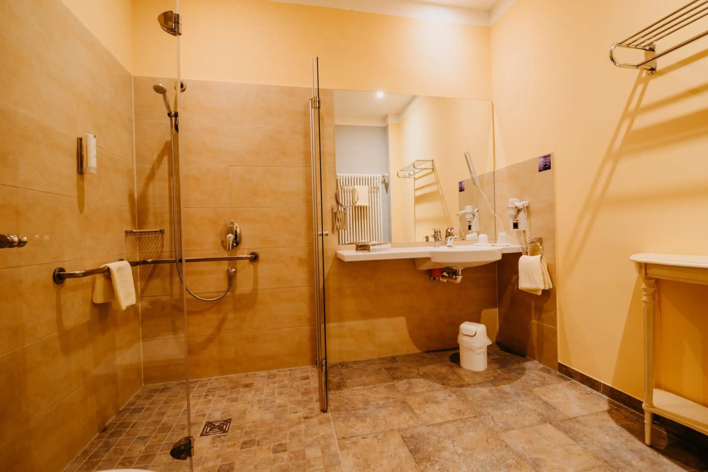 Single Room - single occupancy in Hotel Schloß Gehrden Single Room - single occupancy in Hotel Schloß Gehrden