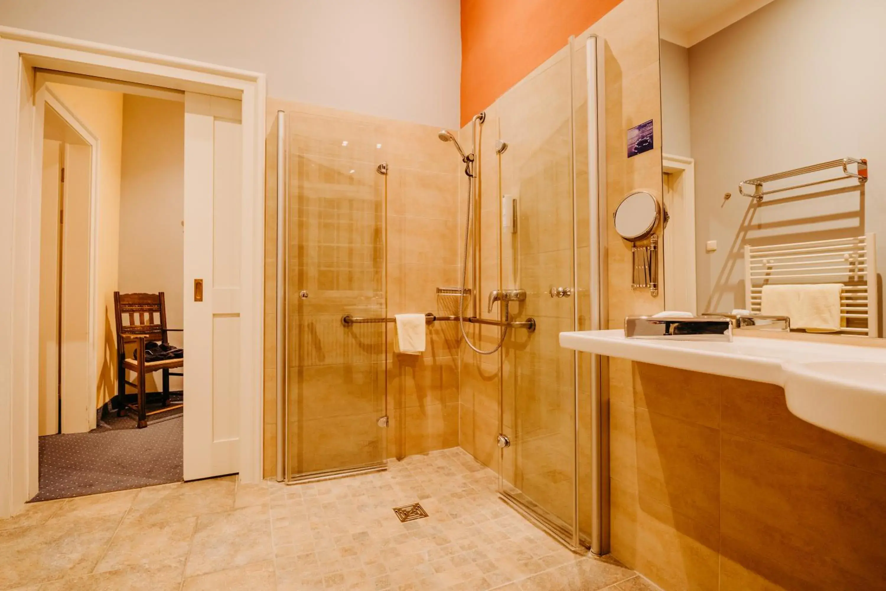 Double Room - single occupancy in Hotel Schloß Gehrden Double Room - single occupancy in Hotel Schloß Gehrden