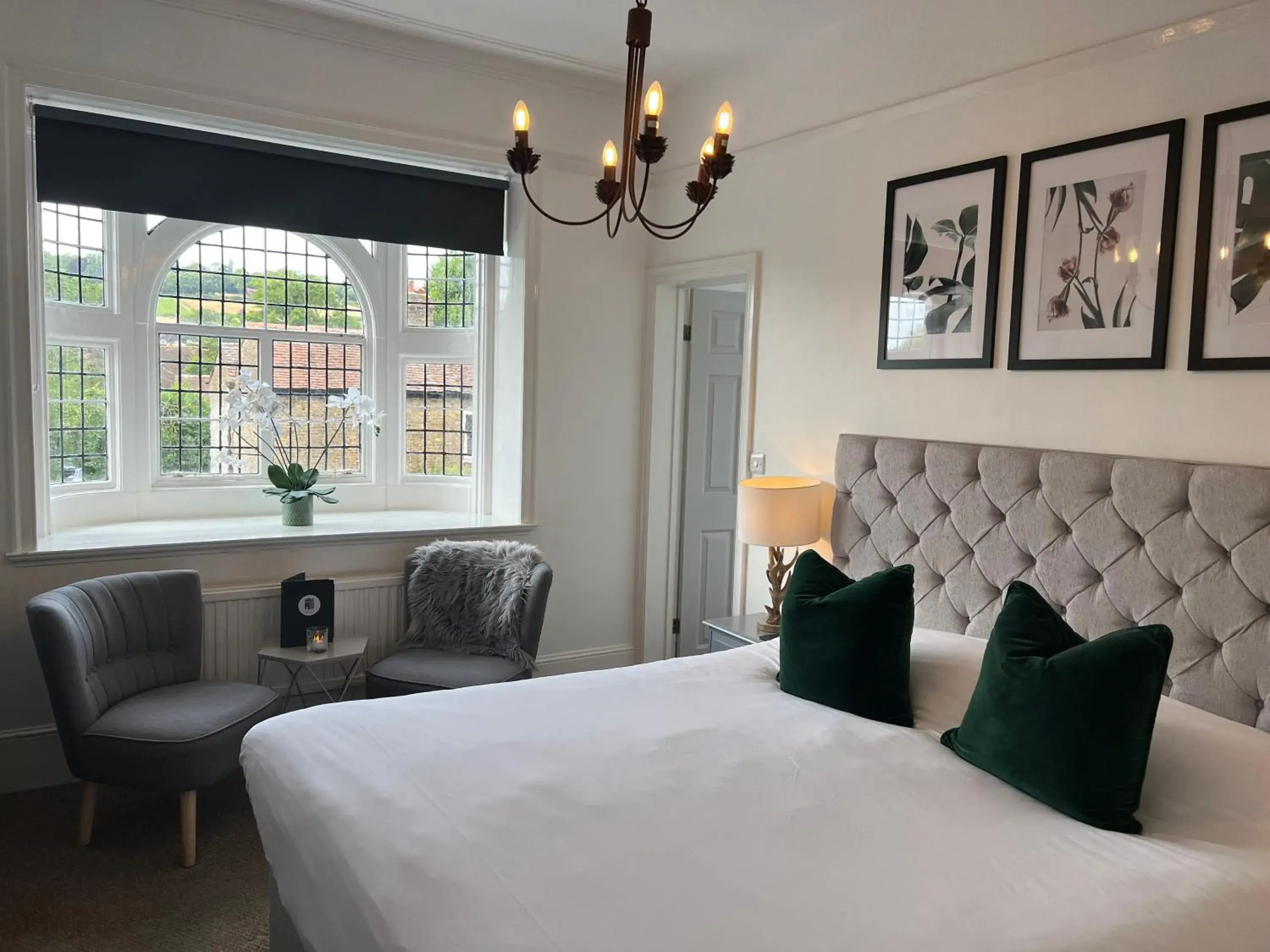 Deluxe Double Room in Castle Hotel Deluxe Double Room in Castle Hotel