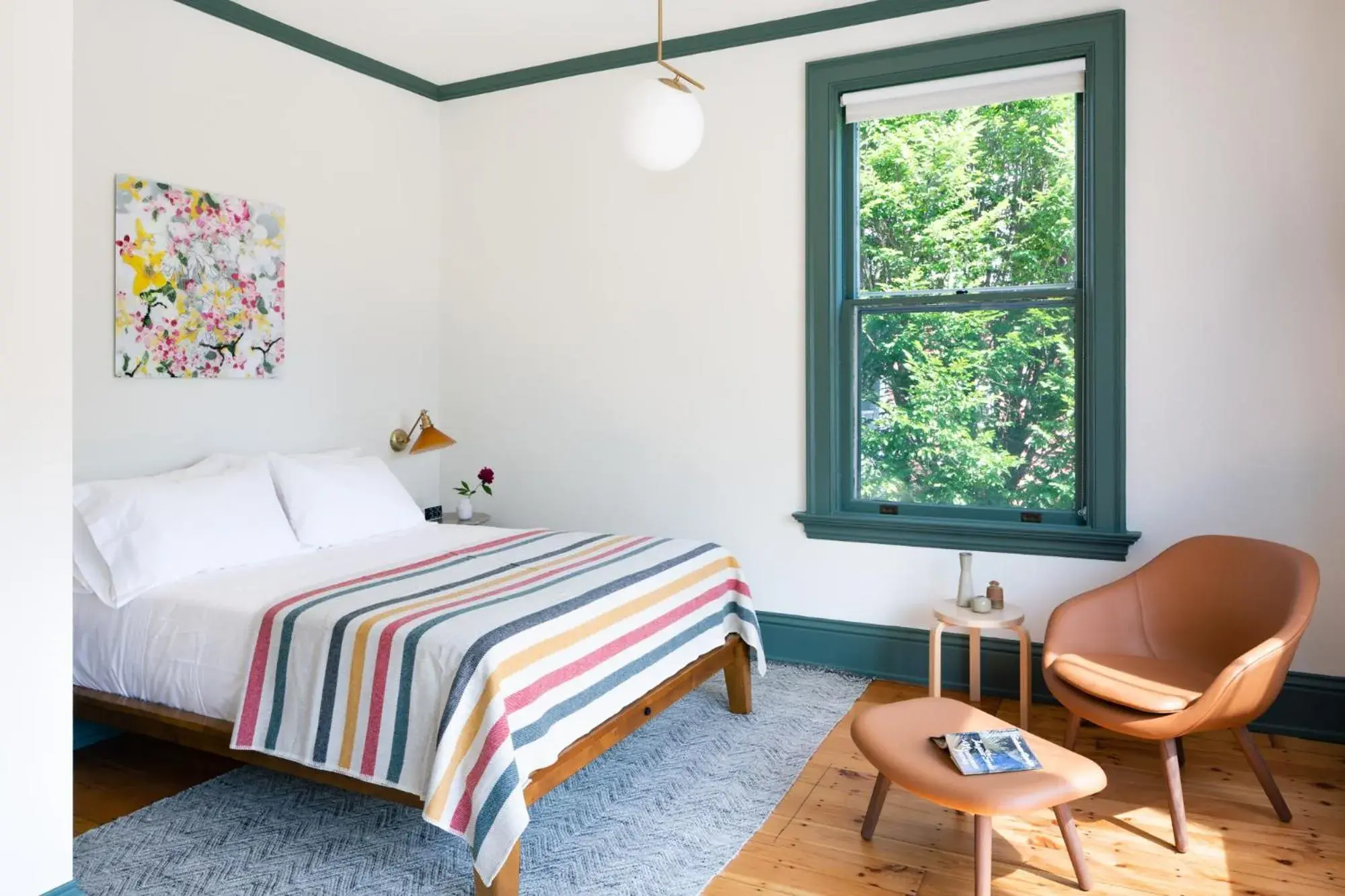 Queen Room with Garden View in The Amelia Queen Room with Garden View in The Amelia
