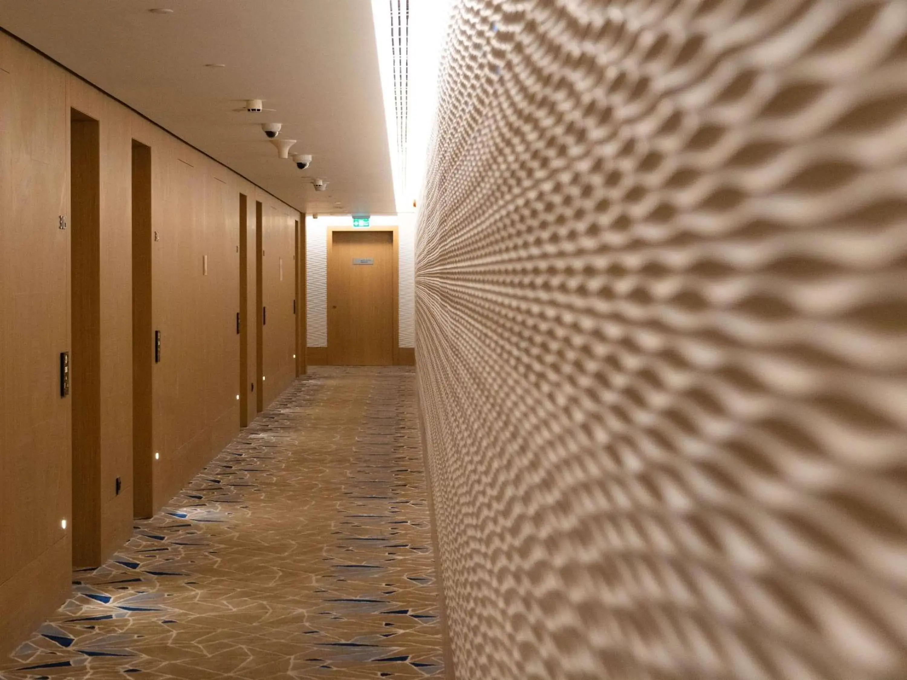 Premium Twin Room in La Cigale Hotel Managed by Accor Premium Twin Room in La Cigale Hotel Managed by Accor