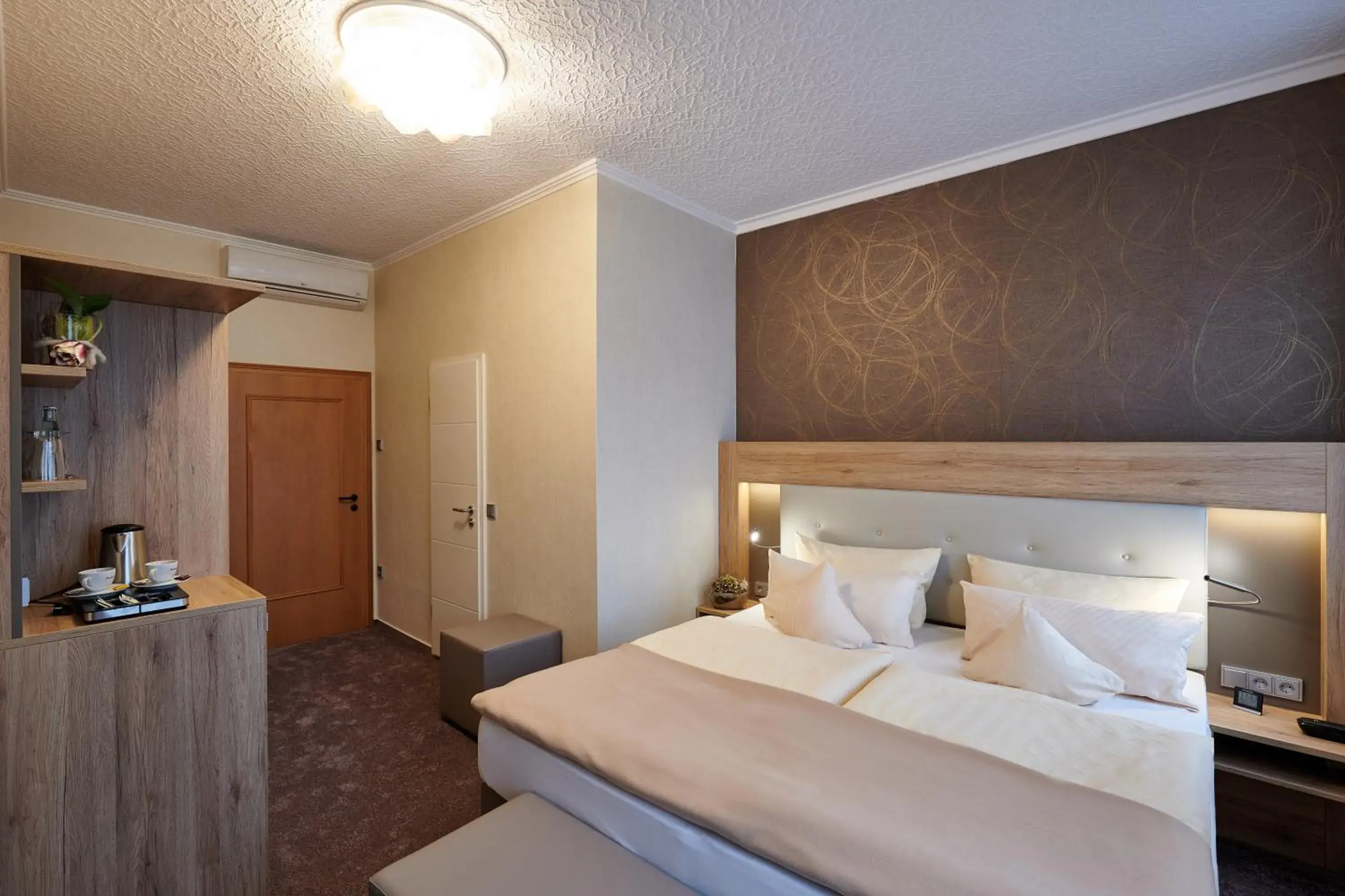 Double Room in Ambient Hotel Zum Schwan Double Room in Ambient Hotel Zum Schwan