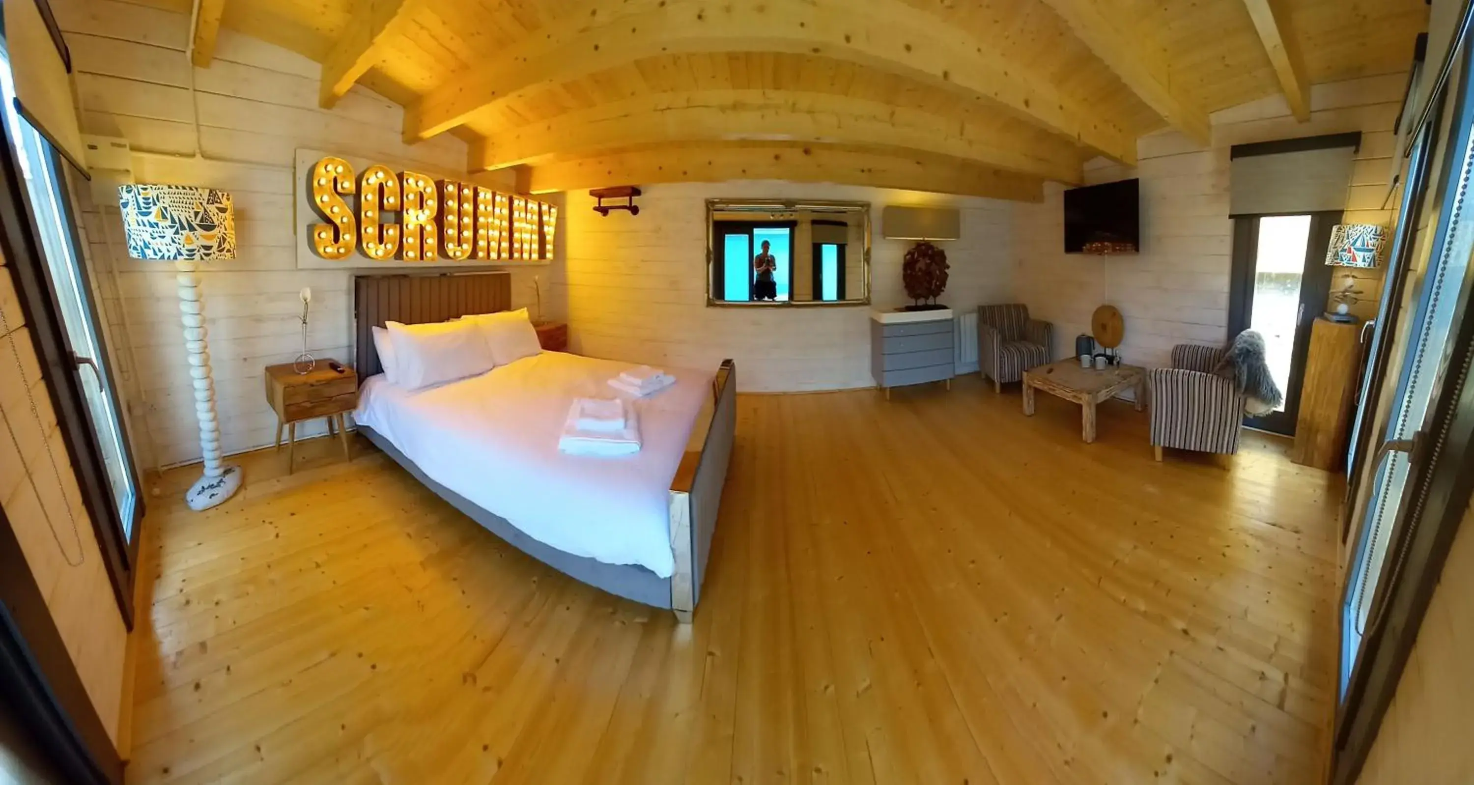 One-Bedroom Chalet in Sandy Toes Accommodation One-Bedroom Chalet in Sandy Toes Accommodation