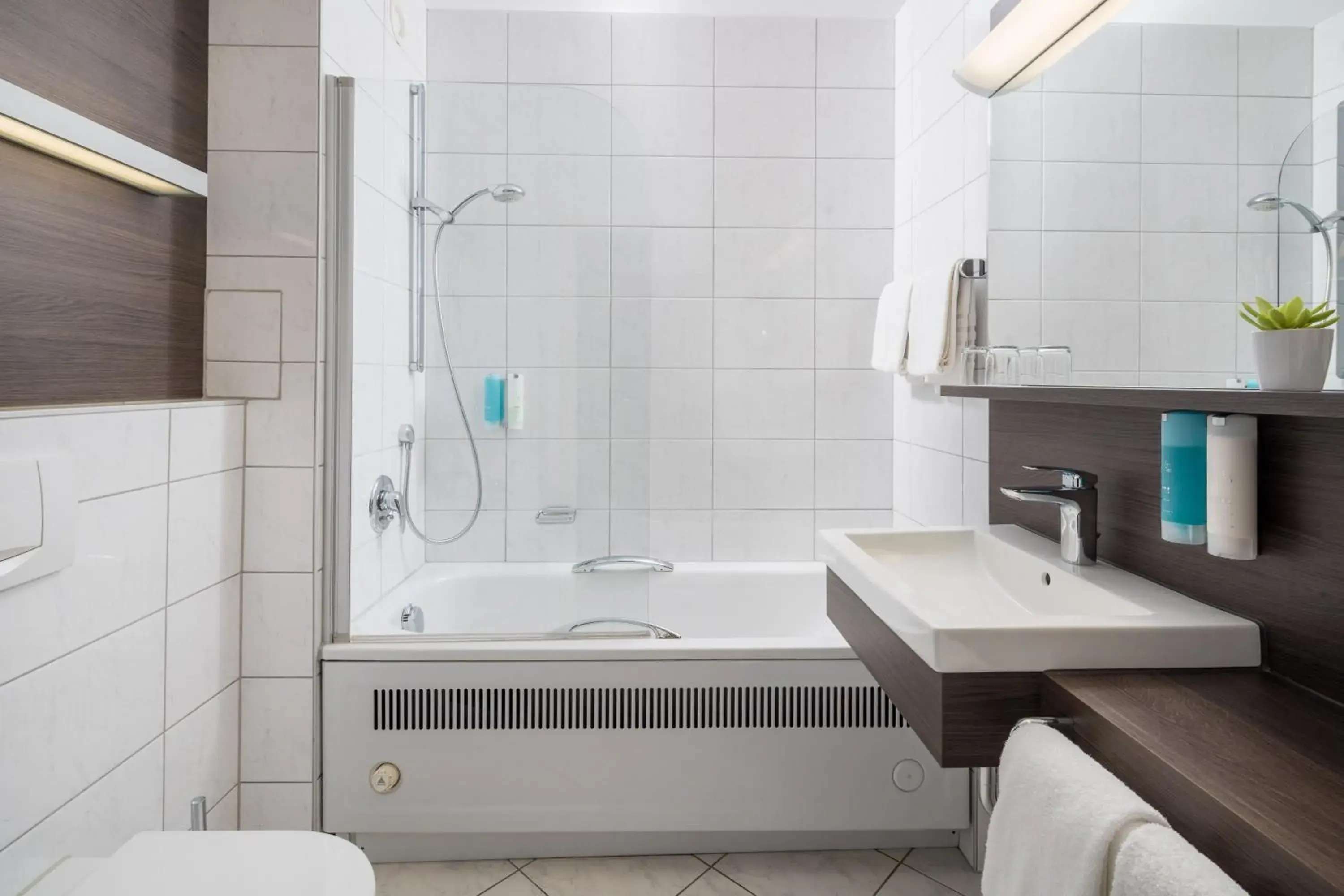 Deluxe Double Room - single occupancy in Hotel Frankenland Deluxe Double Room - single occupancy in Hotel Frankenland