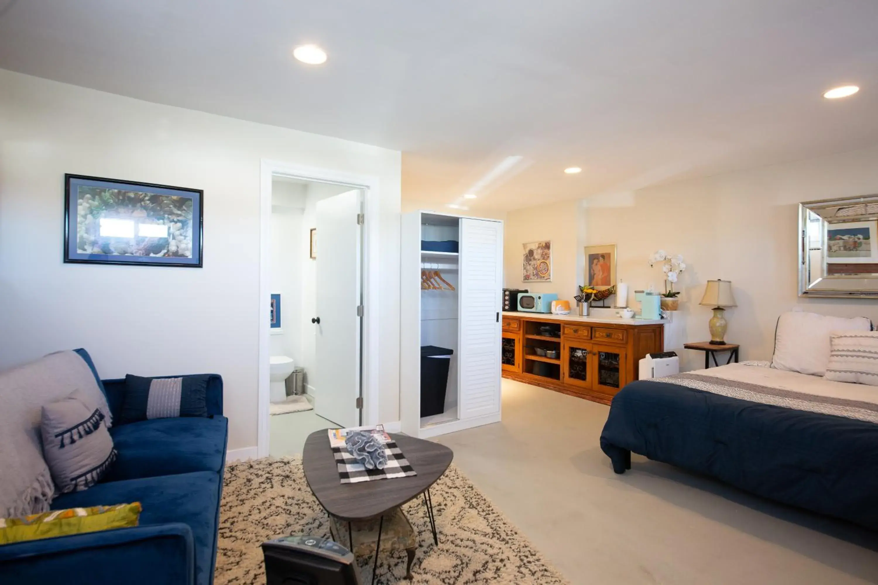 King Studio with Sofa Bed in The Green Ginger Guest House King Studio with Sofa Bed in The Green Ginger Guest House