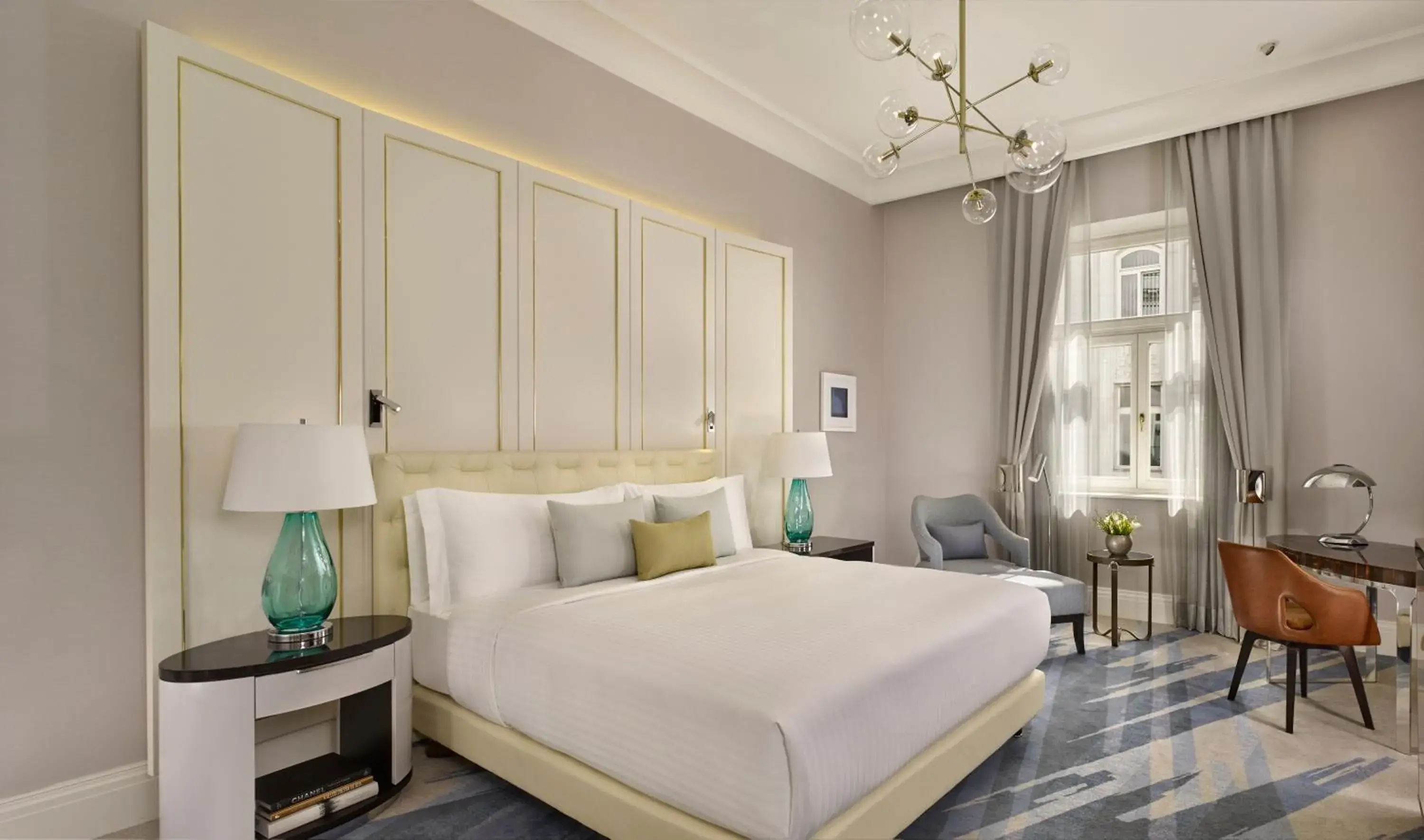 Accessible Superior King Room in Al Habtoor Palace Budapest, Preferred Hotels & Resorts Accessible Superior King Room in Al Habtoor Palace Budapest, Preferred Hotels & Resorts