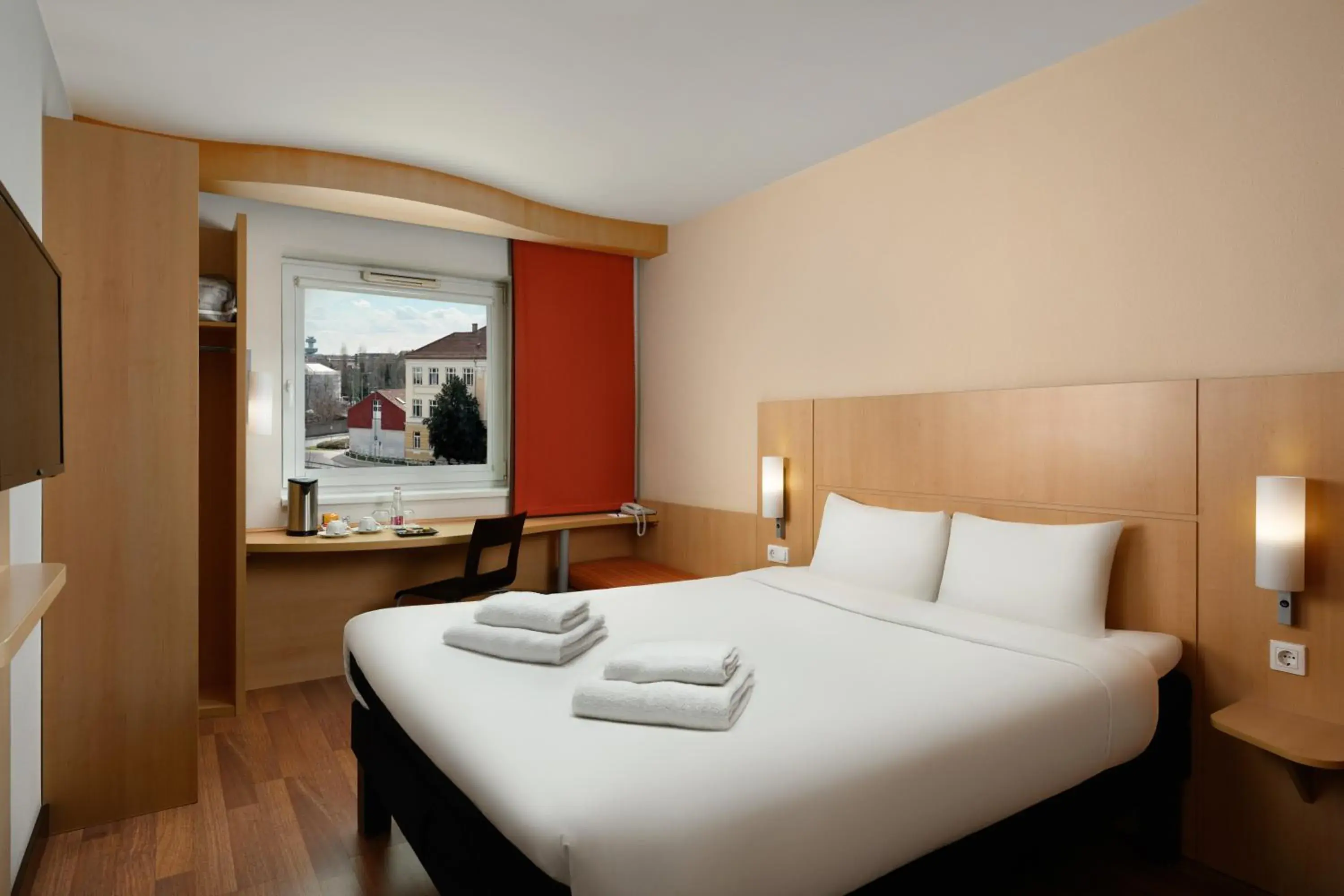 Room with 1 double bed in Ibis Győr Room with 1 double bed in Ibis Győr