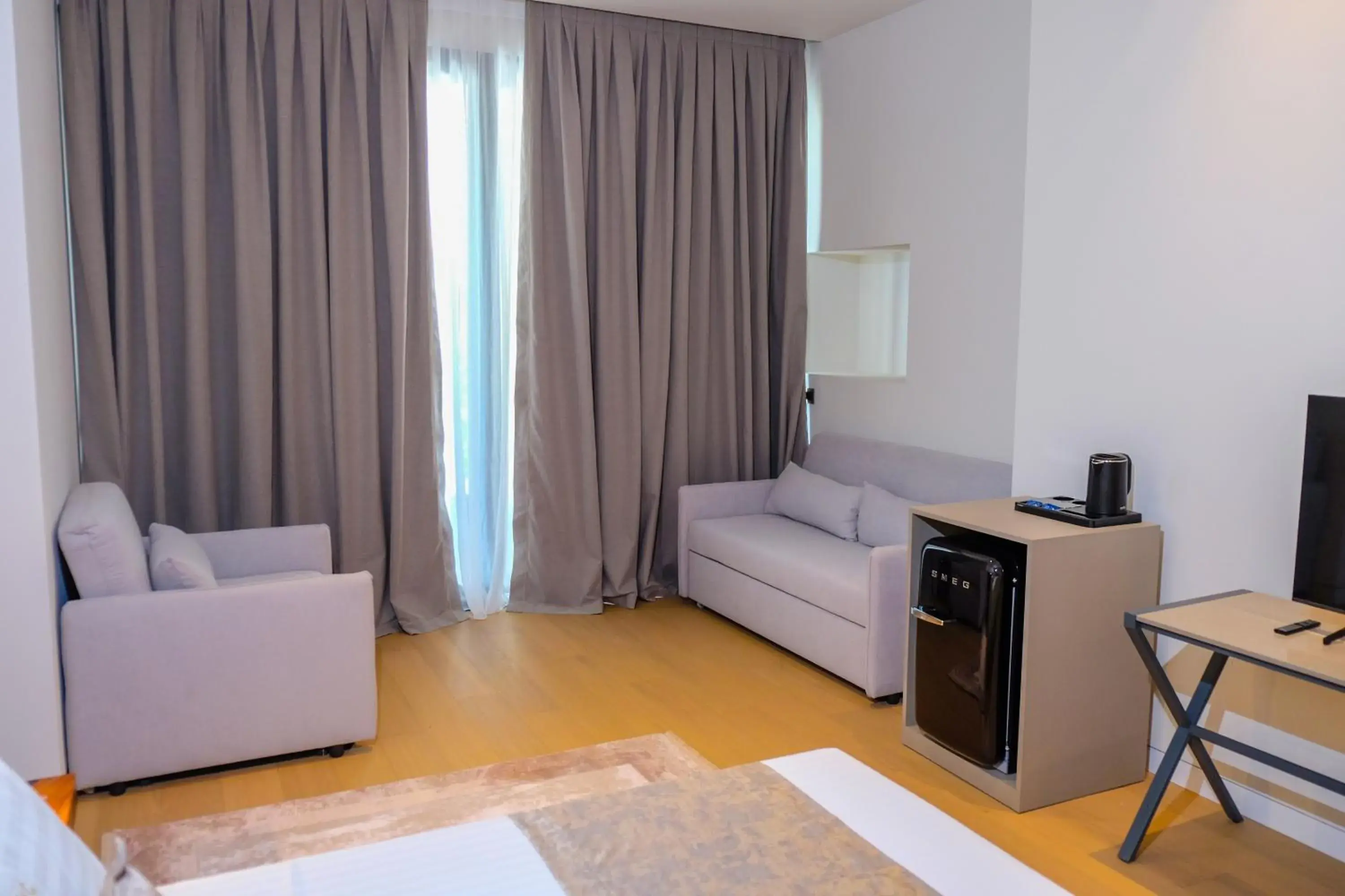 Family Room with Balcony in Chic Boutique Hotel Vlore Family Room with Balcony in Chic Boutique Hotel Vlore