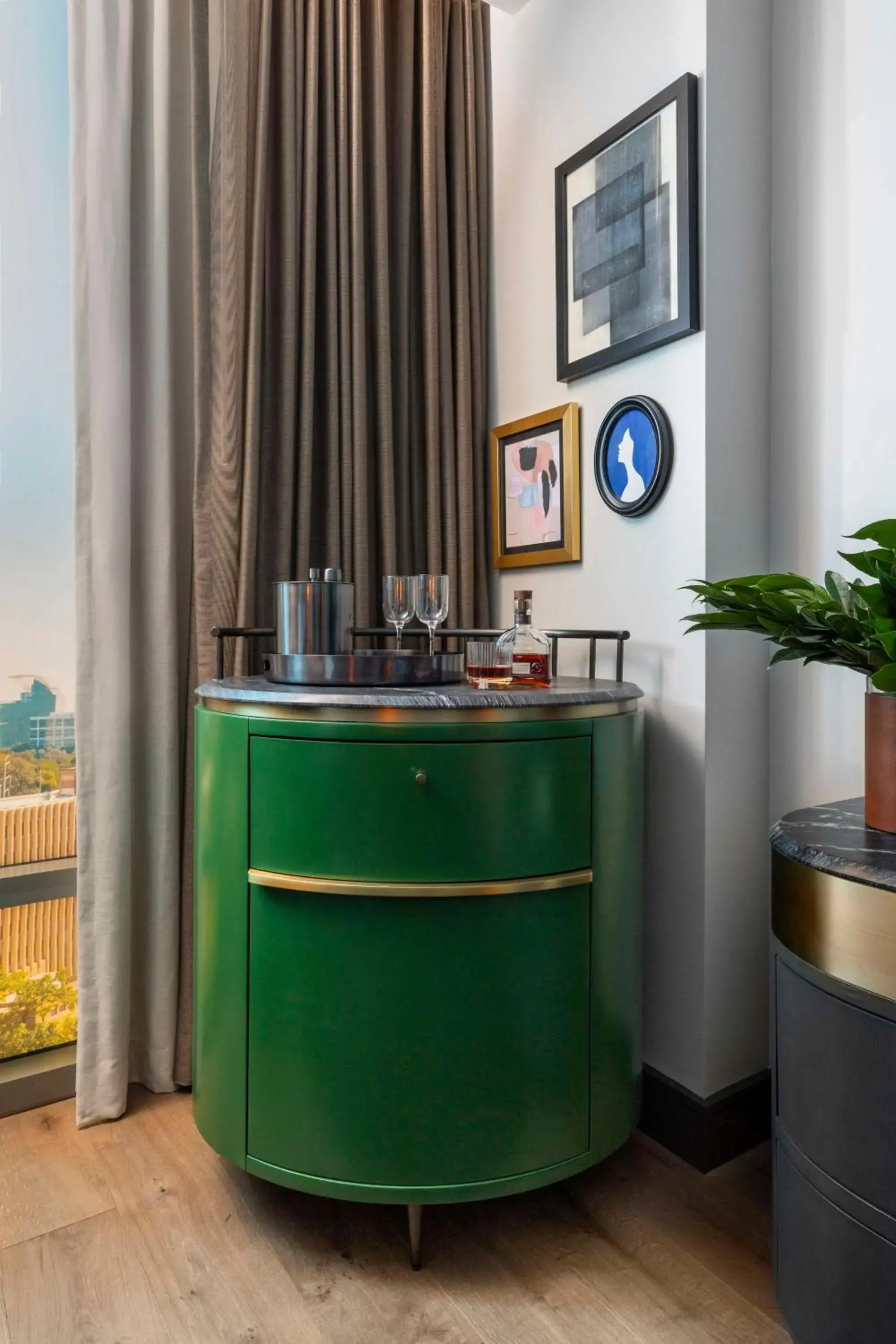 King Suite in Thompson Atlanta - Buckhead, by Hyatt King Suite in Thompson Atlanta - Buckhead, by Hyatt