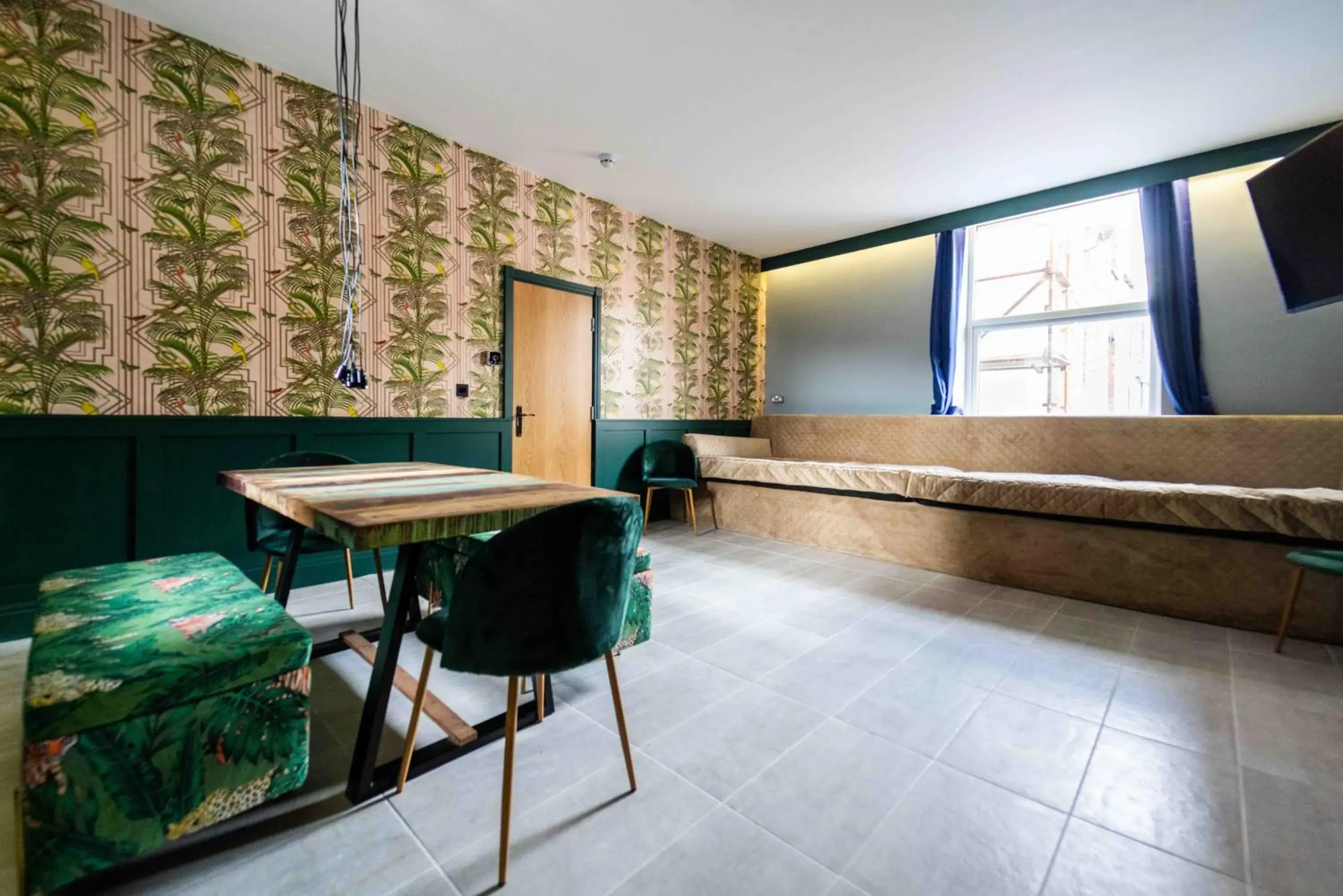 Deluxe Apartment in Luxury Blackpool Apartments by Sasco Deluxe Apartment in Luxury Blackpool Apartments by Sasco