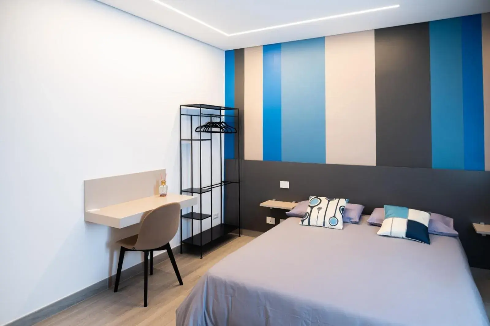 Deluxe Double Room in Grey House Guest House Luxury Deluxe Double Room in Grey House Guest House Luxury