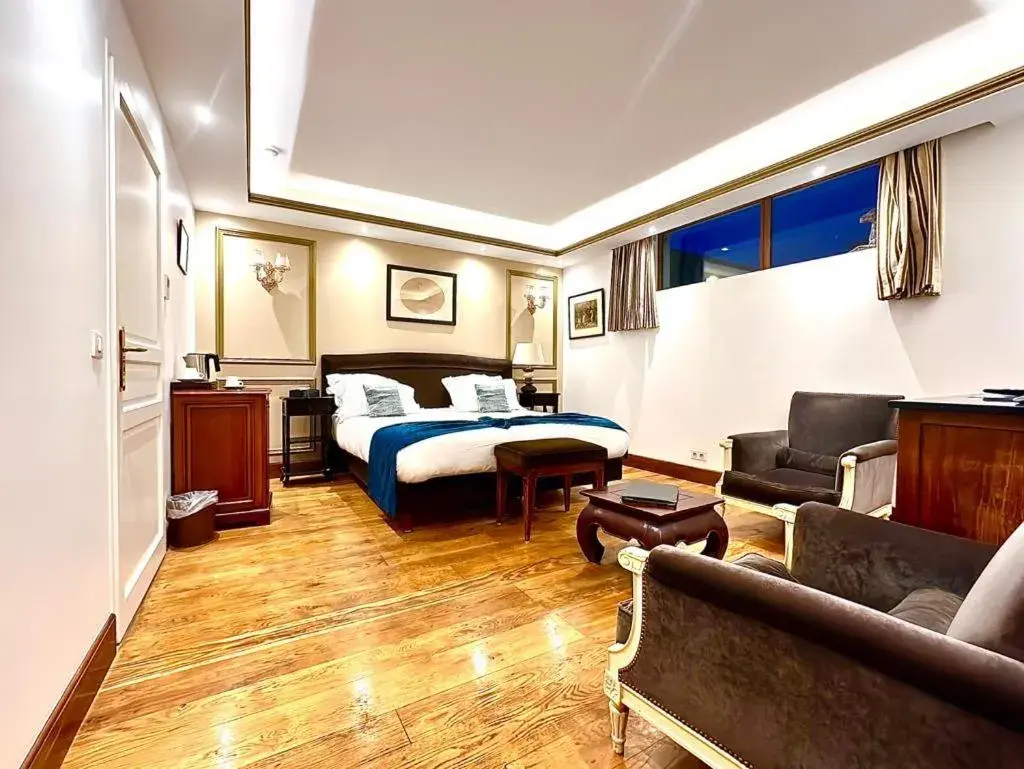 Superior Room in Hôtellerie Du Bas-Bréau Superior Room in Hôtellerie Du Bas-Bréau