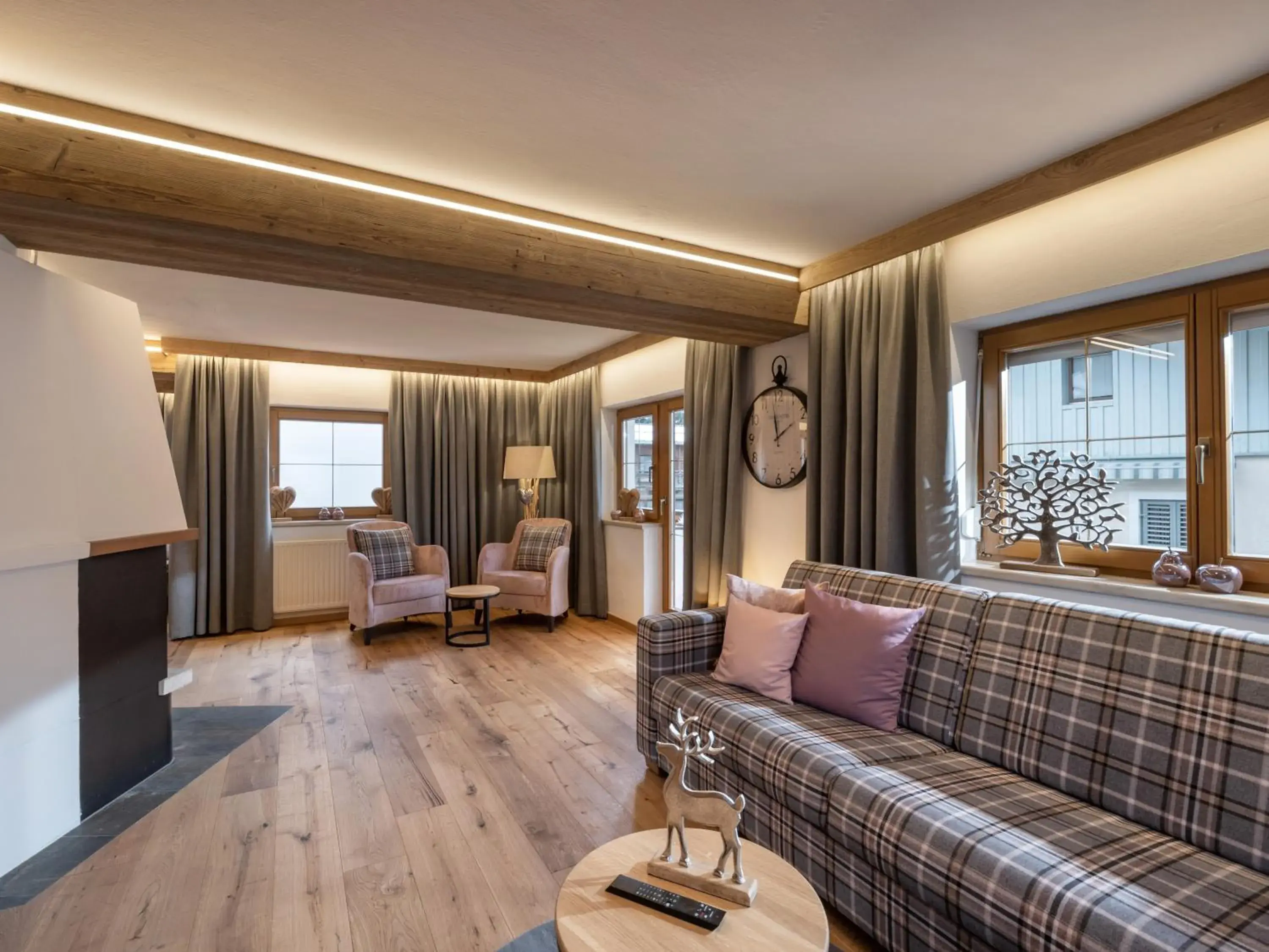 One-Bedroom Chalet in Sporthotel Tirolerhof One-Bedroom Chalet in Sporthotel Tirolerhof