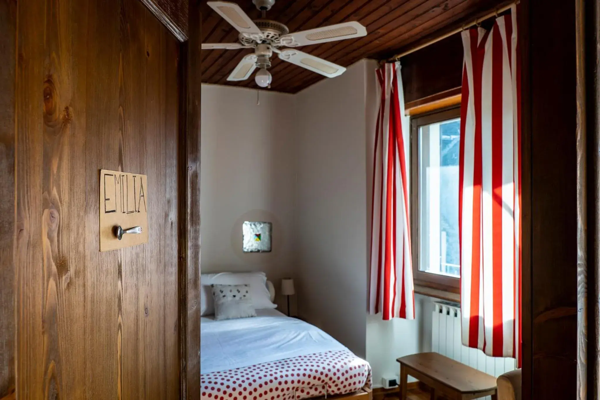 Double Room with Private Bathroom in Casa Tomà Double Room with Private Bathroom in Casa Tomà