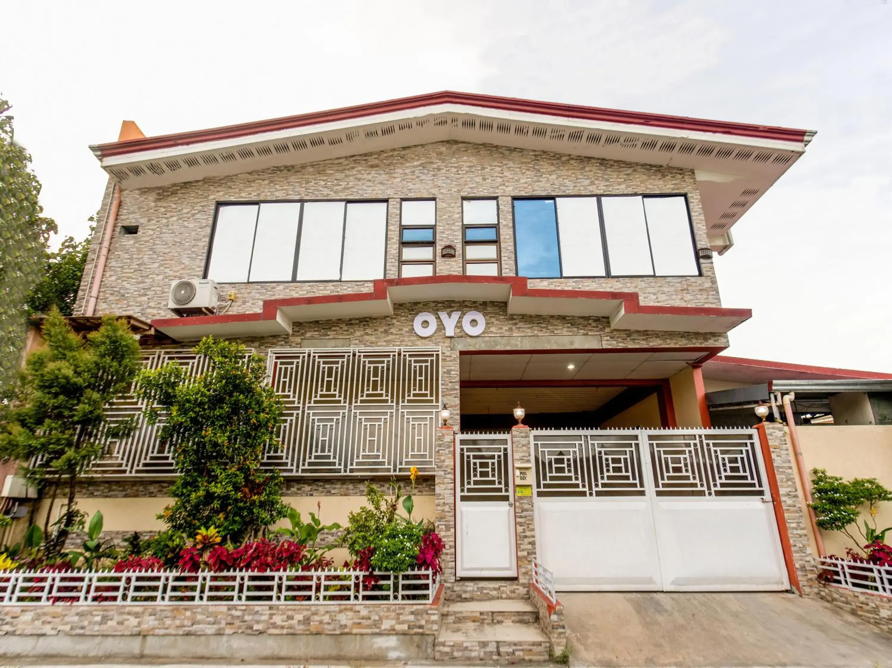 Facade/entrance in OYO 805 La Belladoza Facade/entrance in OYO 805 La Belladoza