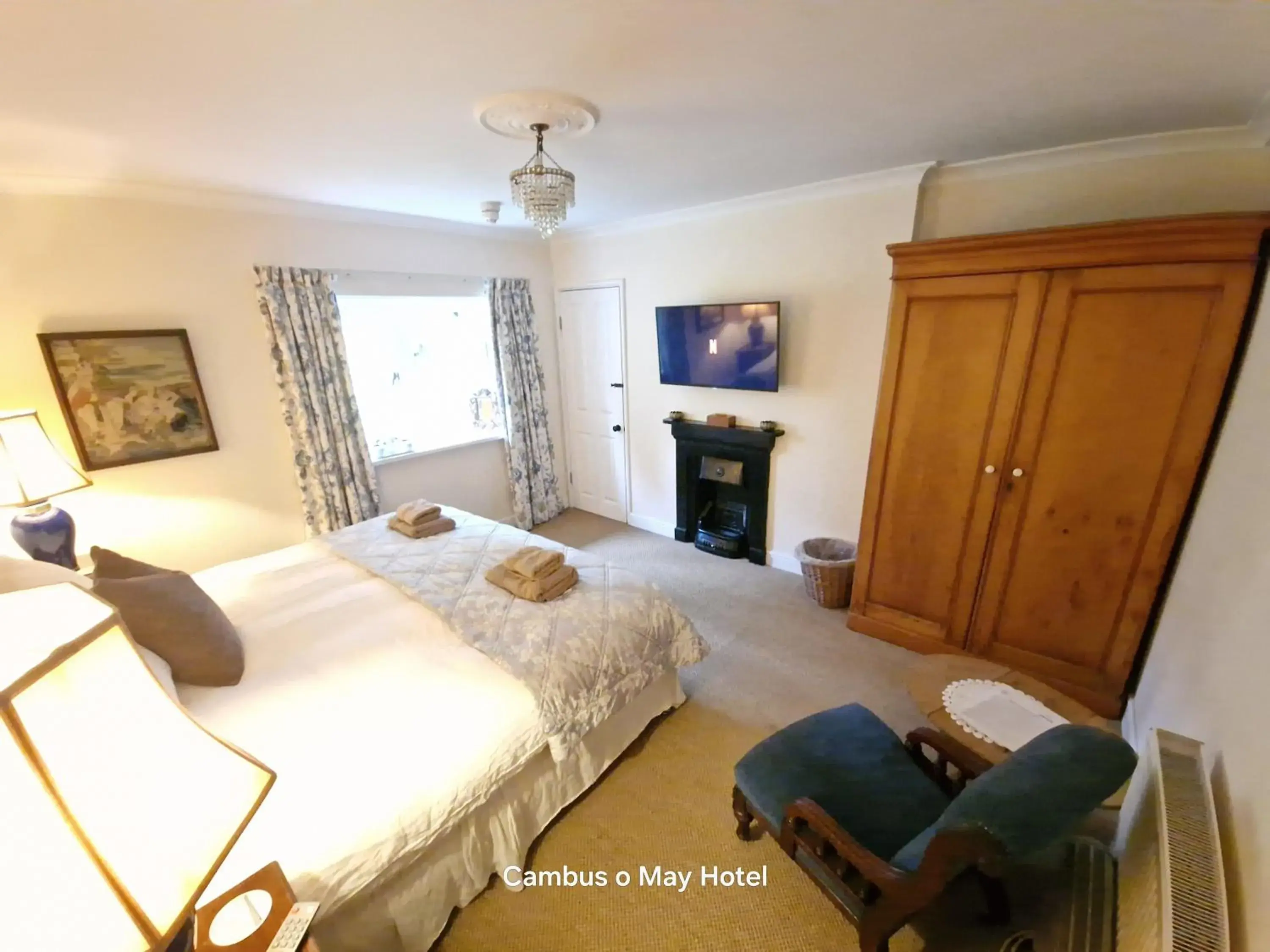 Family Suite in Cambus O' May Traditional Highland Hotel Family Suite in Cambus O' May Traditional Highland Hotel