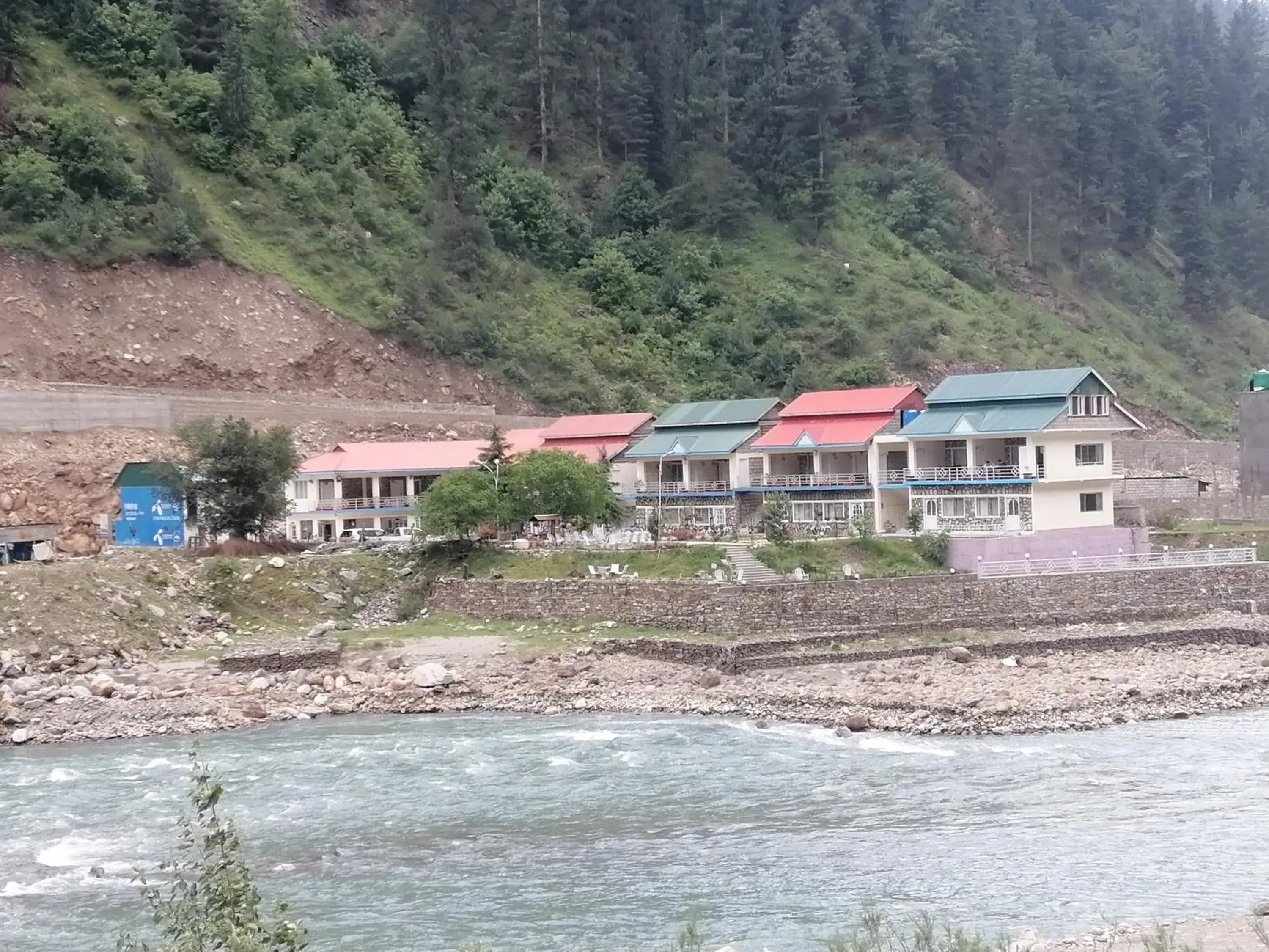 Parhena Cottages Bella Naran Parhena Cottages Bella Naran