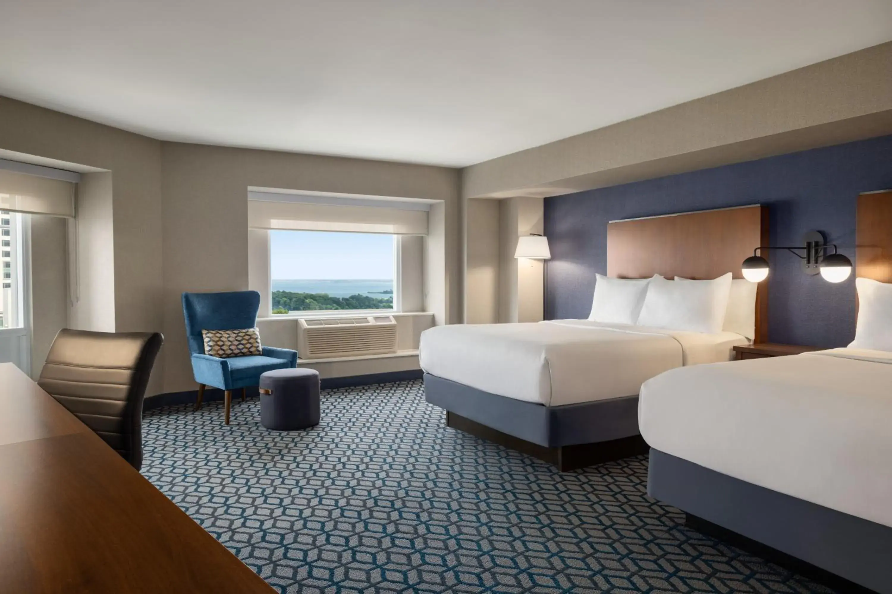 2 Queen Beds, Accessible, City View (Mobility, Roll-In Shower), Non-Smoking in Wyndham Grand Fallsview Hotel 2 Queen Beds, Accessible, City View (Mobility, Roll-In Shower), Non-Smoking in Wyndham Grand Fallsview Hotel