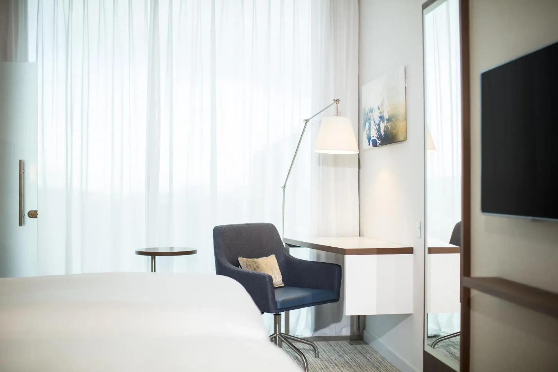 Family Room in Courtyard by Marriott Glasgow SEC Family Room in Courtyard by Marriott Glasgow SEC