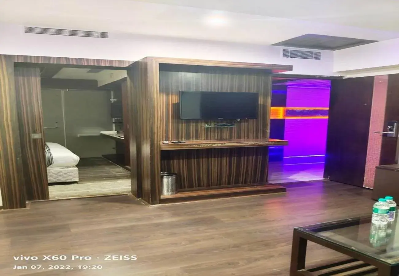 Suite - single occupancy in Hotel M Grand Suite - single occupancy in Hotel M Grand