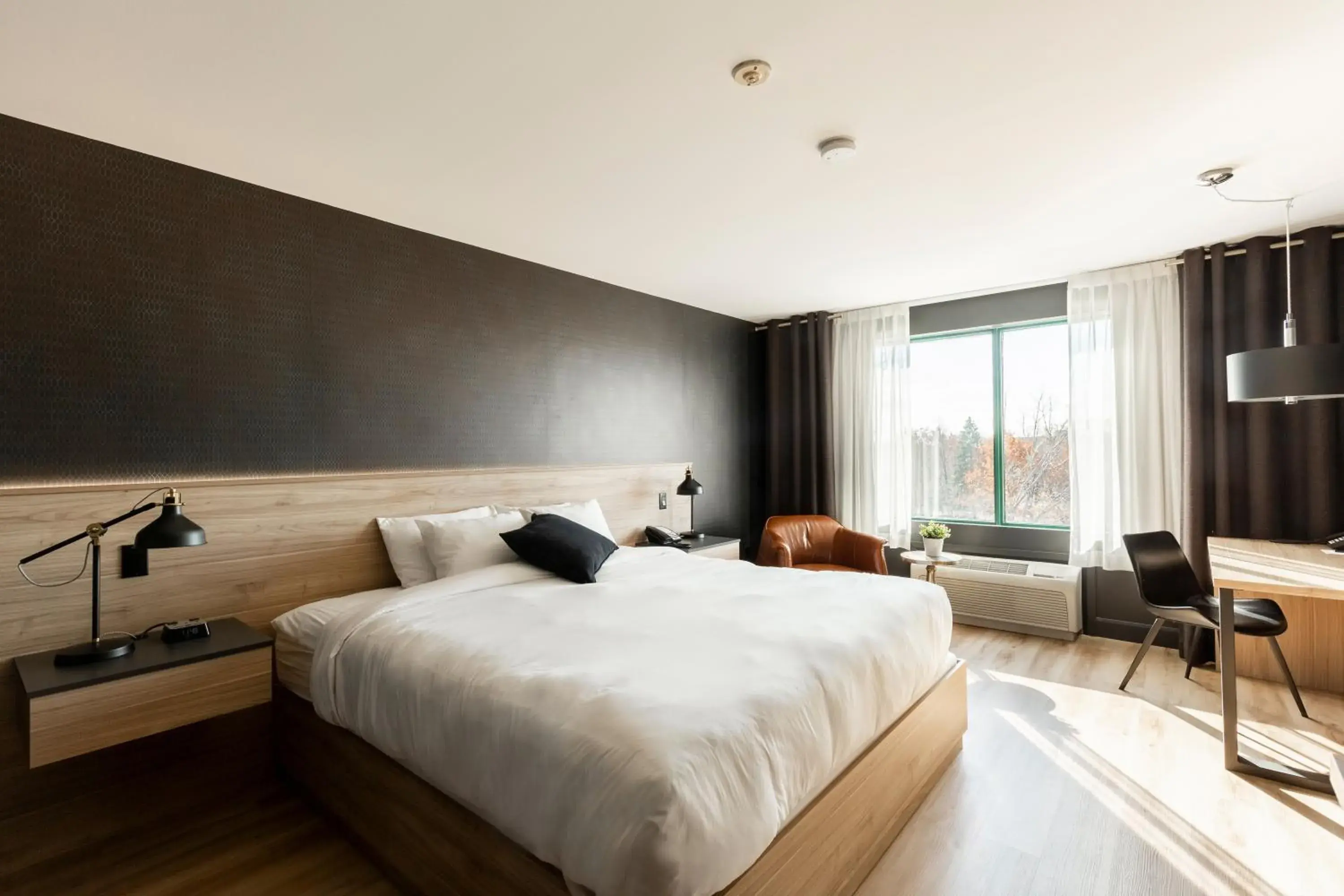 Deluxe King Room in Hôtel Château Joliette Deluxe King Room in Hôtel Château Joliette