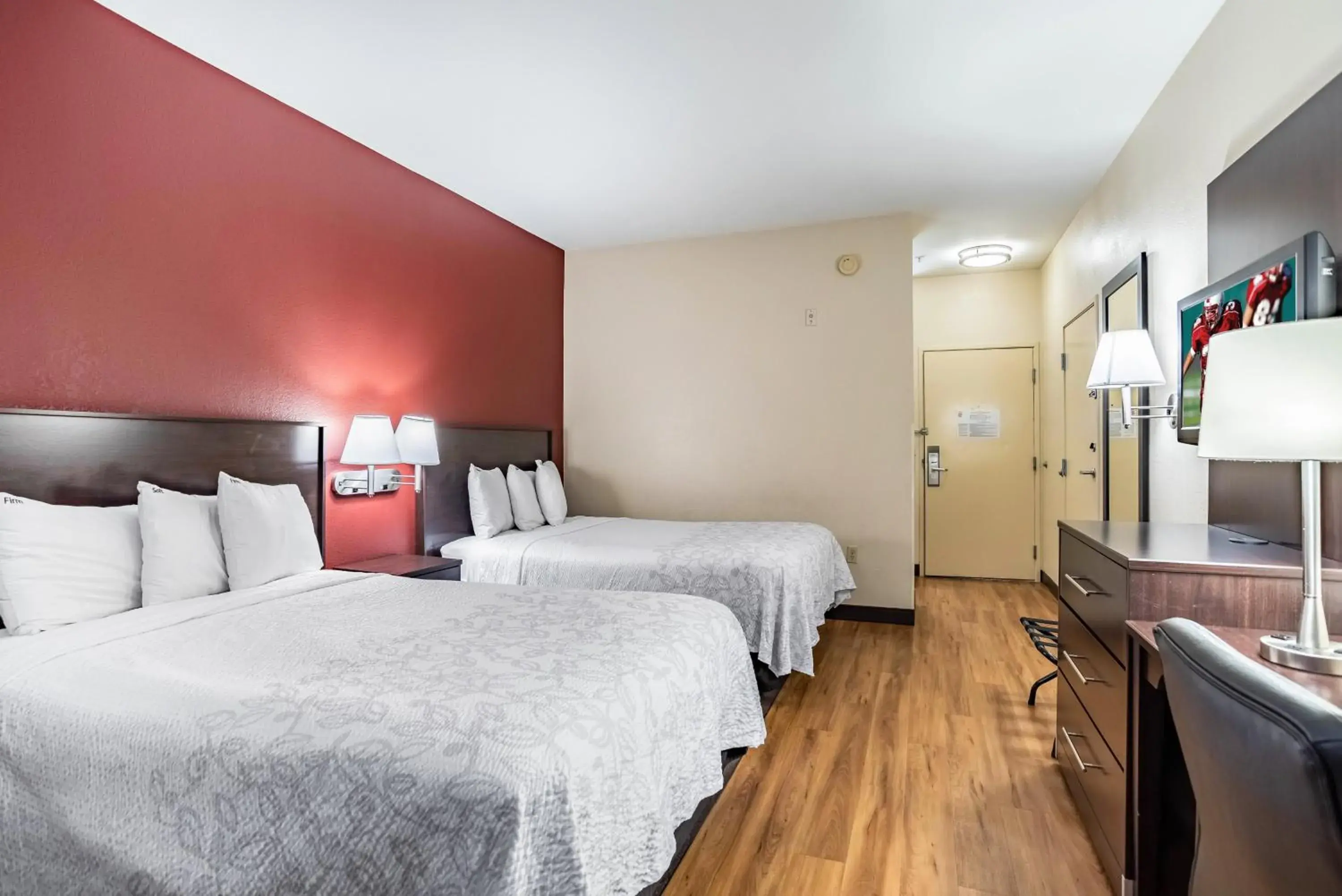 Deluxe Room with Two Double Beds Smoke Free - single occupancy in Red Roof Inn PLUS+ Austin South Deluxe Room with Two Double Beds Smoke Free - single occupancy in Red Roof Inn PLUS+ Austin South