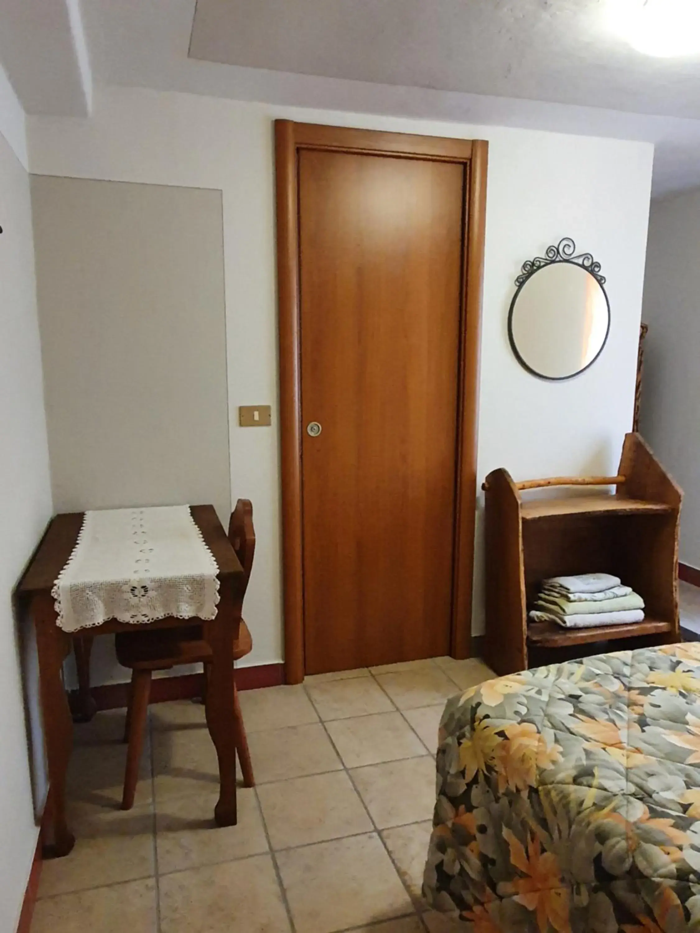 Double Room in B&B Il Pettirosso Double Room in B&B Il Pettirosso