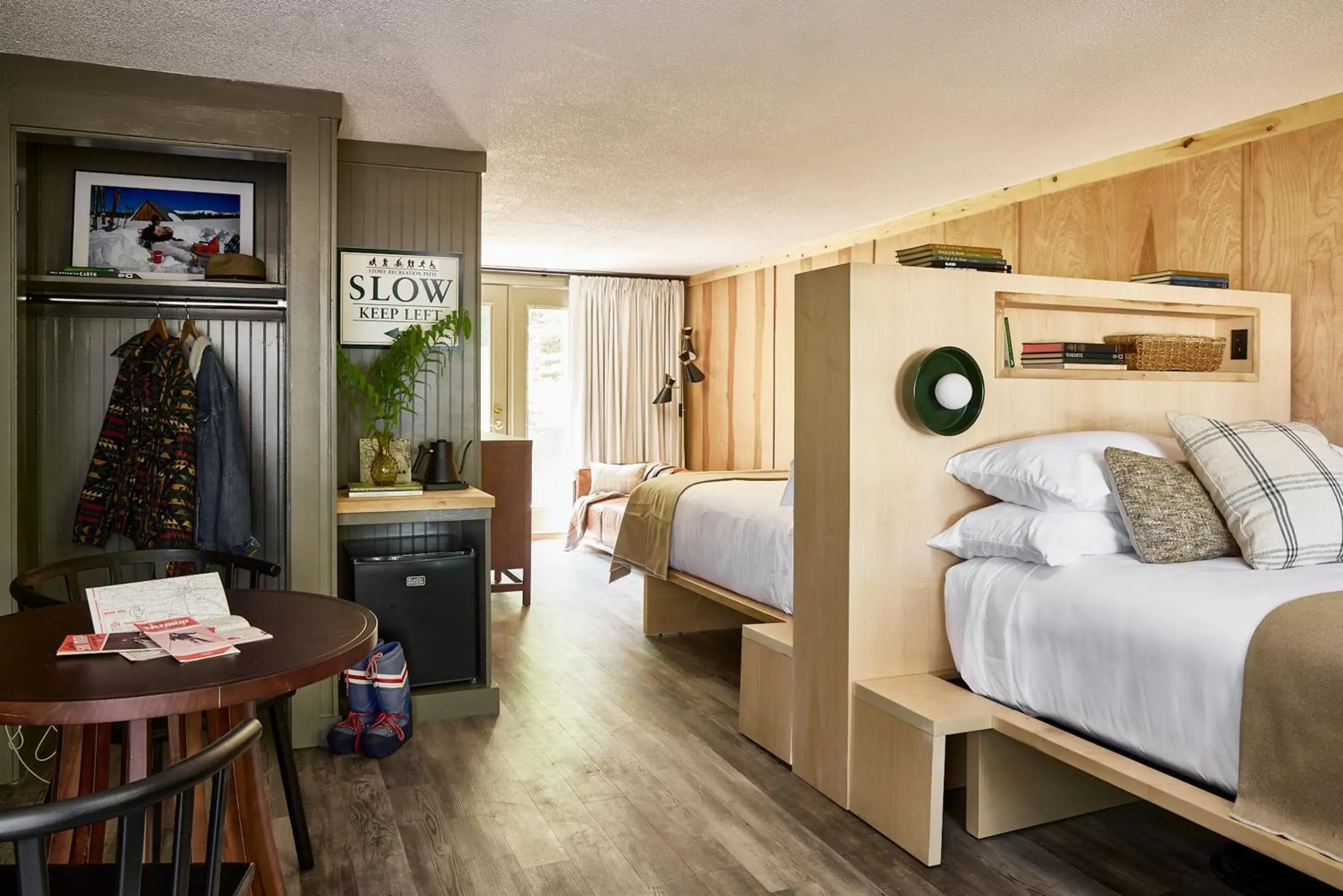 Queen Room with Two Queen Beds in Bluebird Cady Hill Lodge Queen Room with Two Queen Beds in Bluebird Cady Hill Lodge