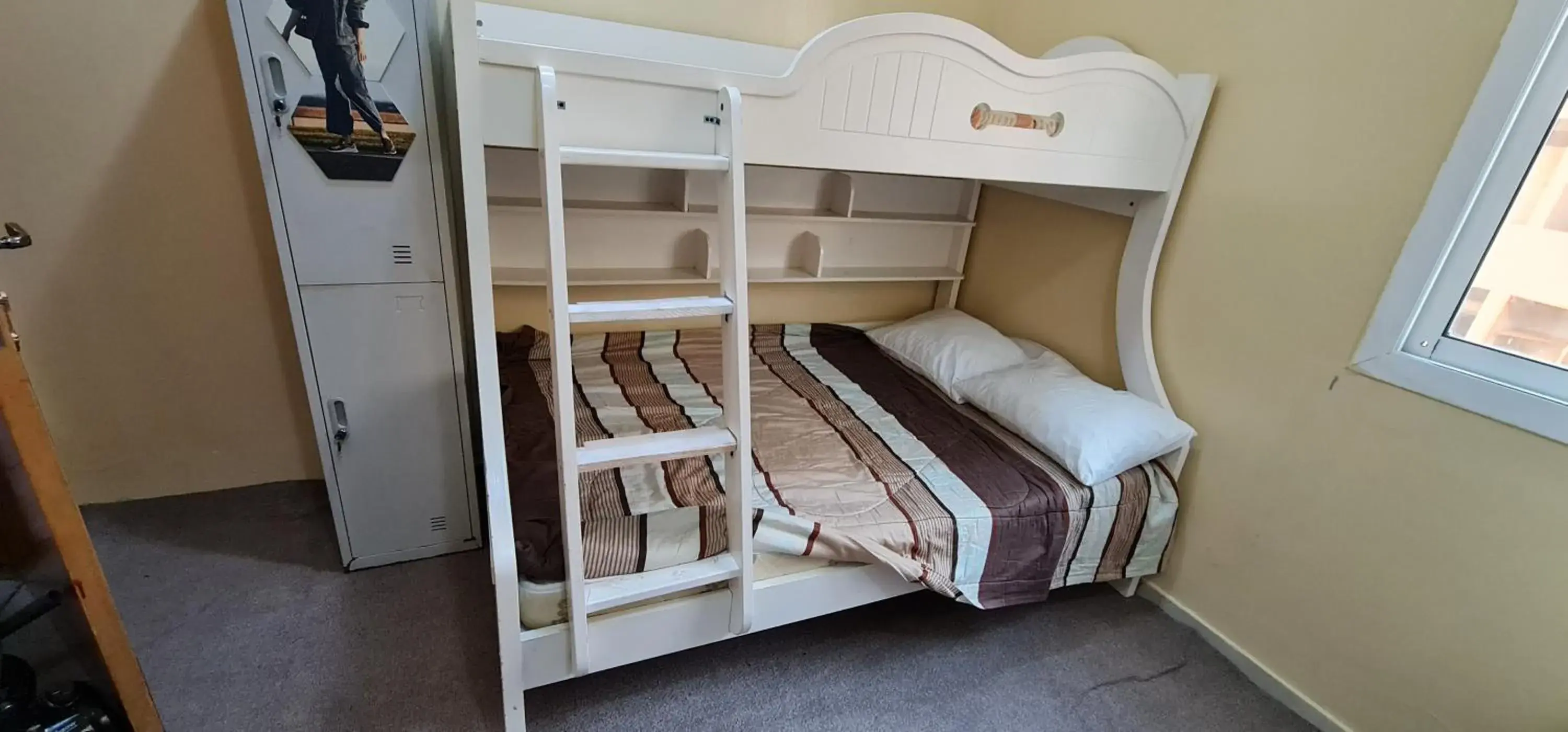 Bed in 4-Bed Dormitory Room in Dubai Hostel, Bedspace and Backpackers Bed in 4-Bed Dormitory Room in Dubai Hostel, Bedspace and Backpackers