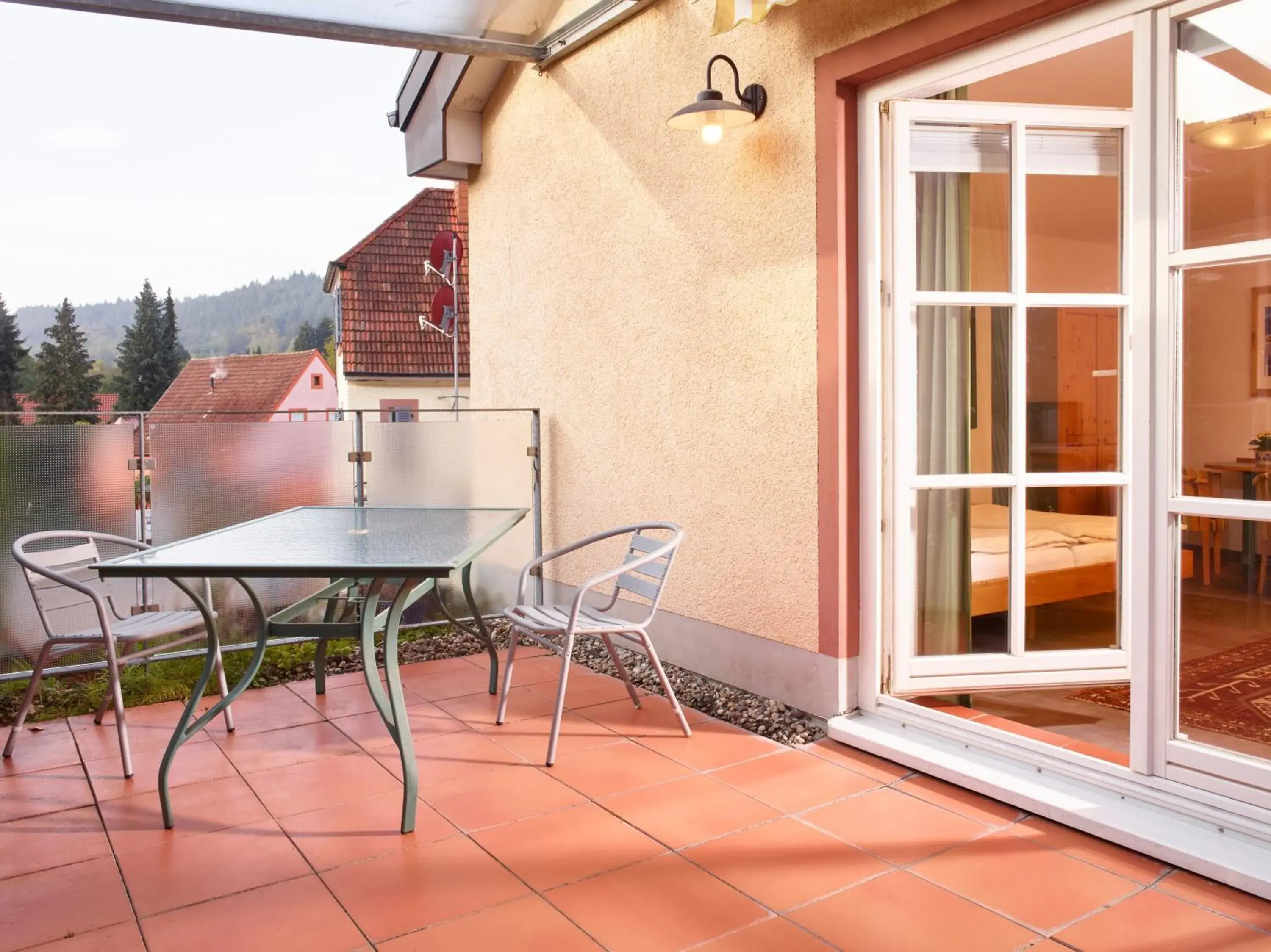 Triple Room - single occupancy in Hotel & Restaurant Burgschänke Triple Room - single occupancy in Hotel & Restaurant Burgschänke