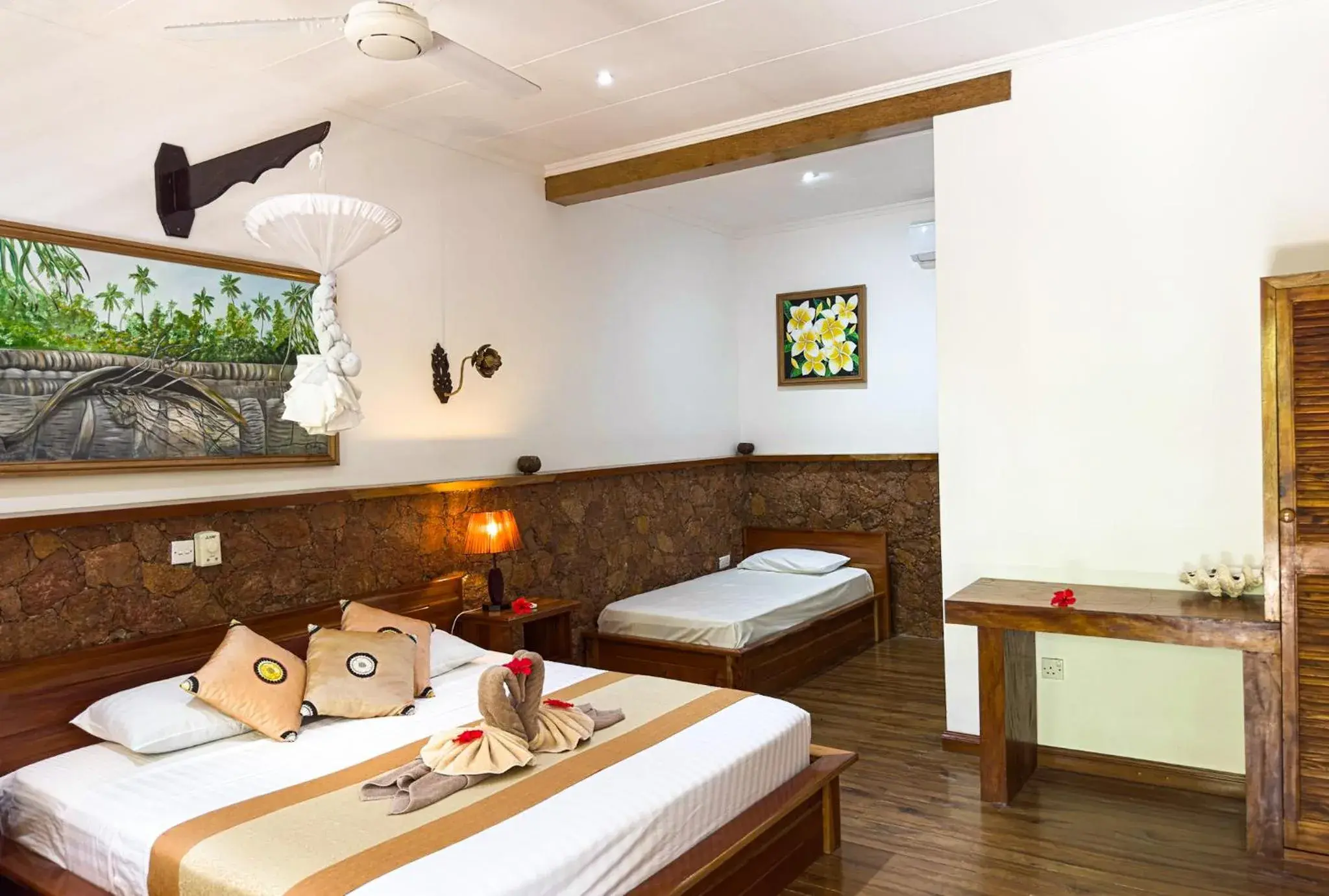 Deluxe Bungalow in Cocotier du Rocher Deluxe Bungalow in Cocotier du Rocher