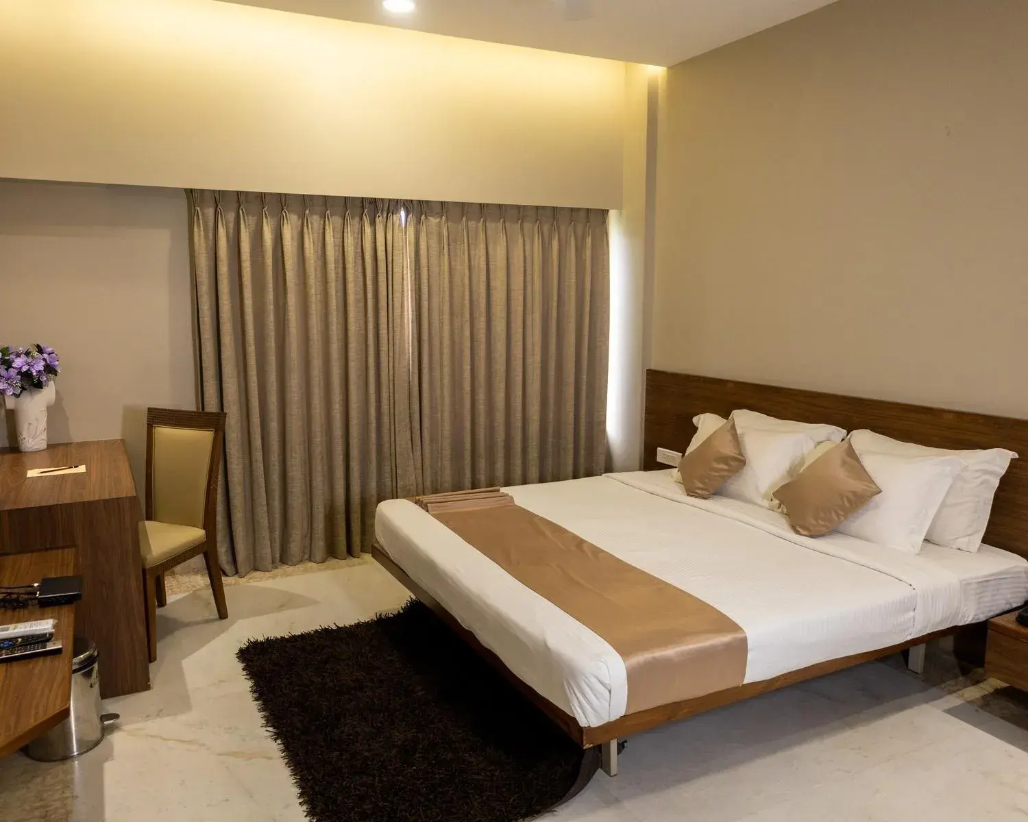 Suite in Hotel Ambience Excellency, Wakad, Pune Suite in Hotel Ambience Excellency, Wakad, Pune