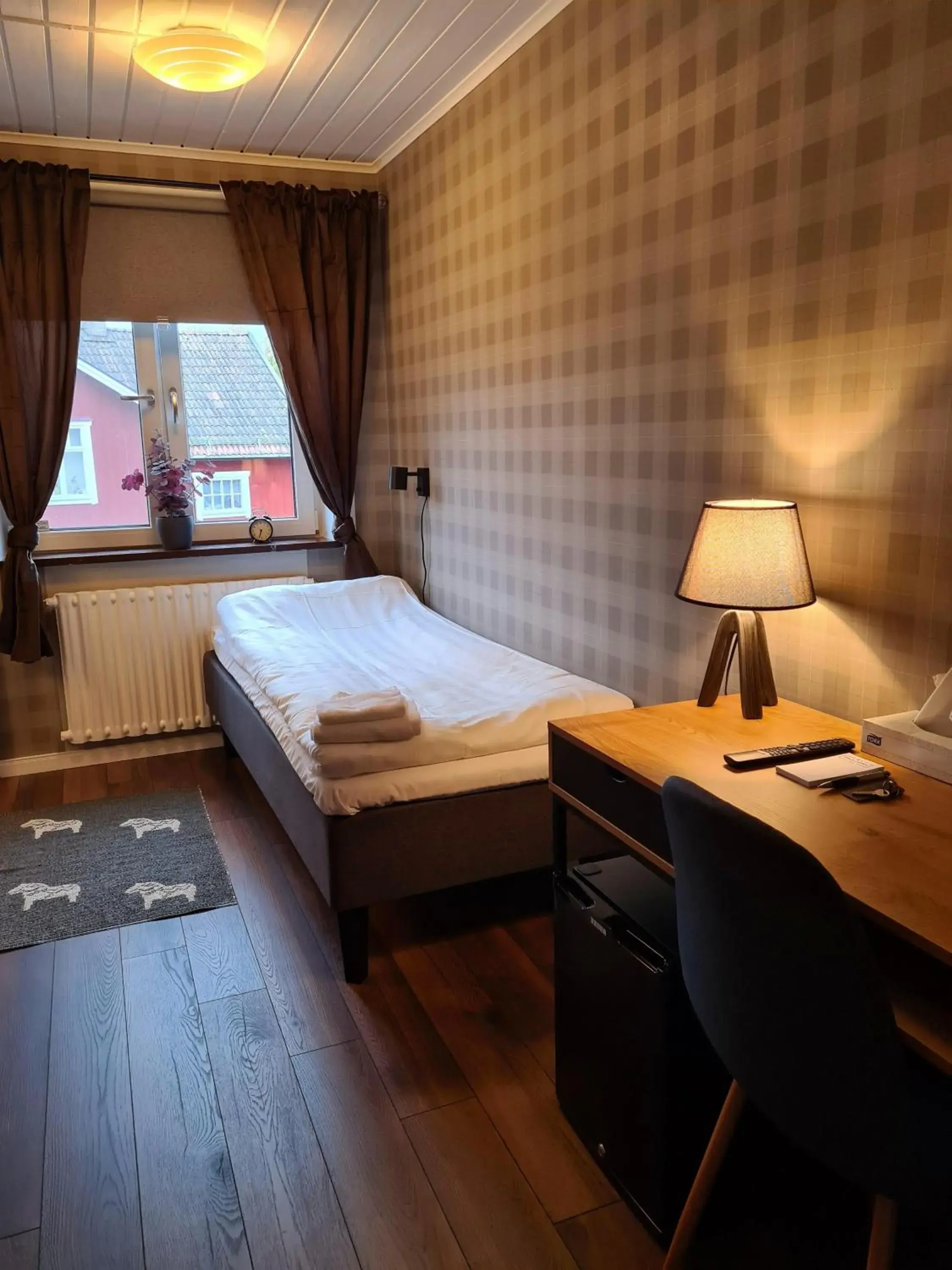 Single Room with Shared Shower and Toilet - single occupancy in Dala-Järna Hotell och Vandrarhem Single Room with Shared Shower and Toilet - single occupancy in Dala-Järna Hotell och Vandrarhem