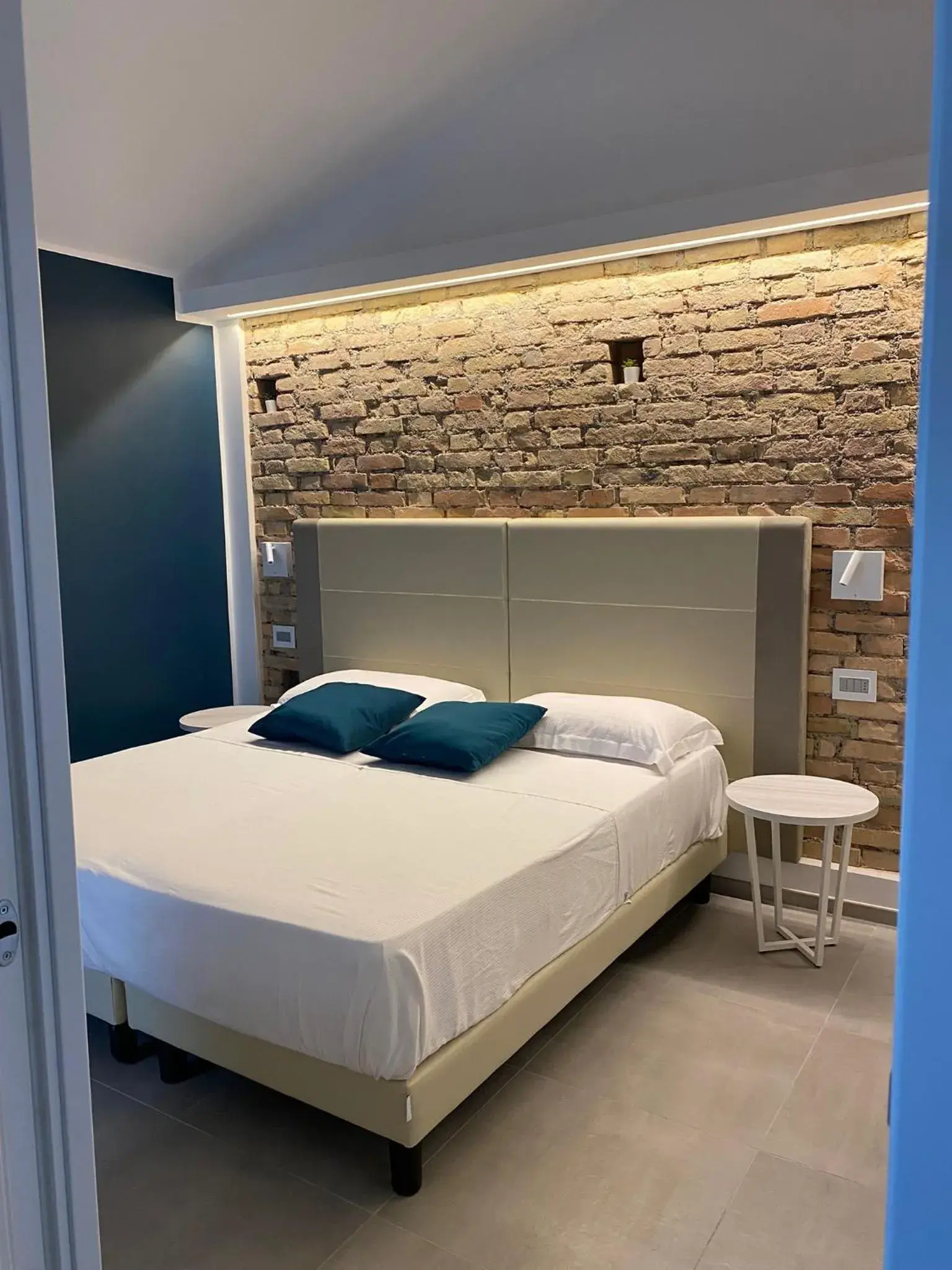 Deluxe Room (2 Adults + 1 Child) - single occupancy in Naturamare B&B Deluxe Room (2 Adults + 1 Child) - single occupancy in Naturamare B&B