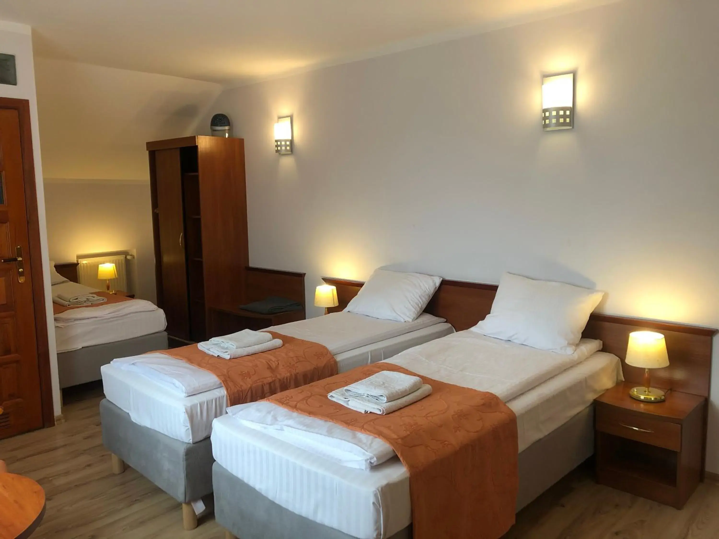 Triple Room with Private Bathroom in Zajazd Gościniec Triple Room with Private Bathroom in Zajazd Gościniec