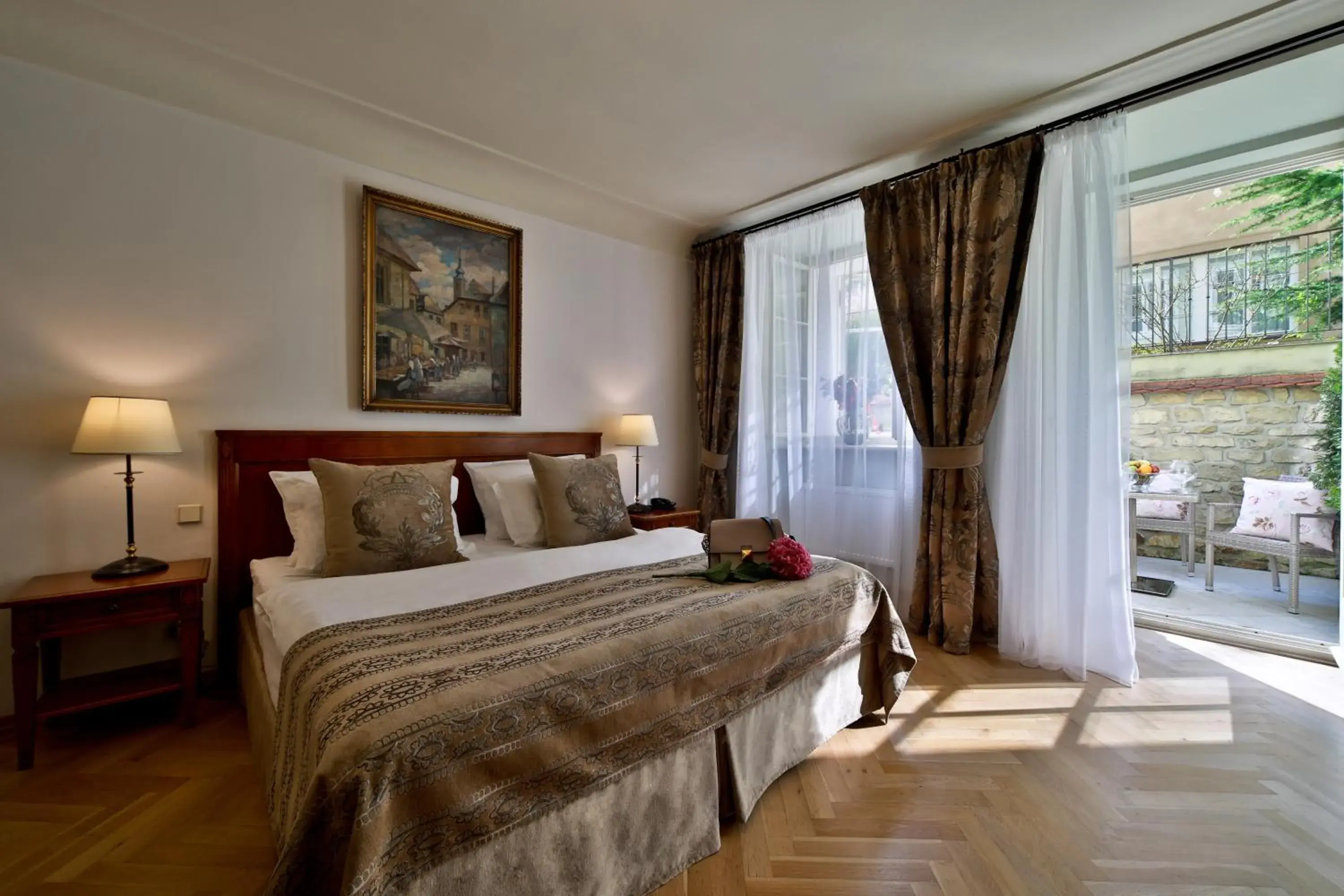 Deluxe Double Room with Terrace in Appia Hotel Residences Deluxe Double Room with Terrace in Appia Hotel Residences