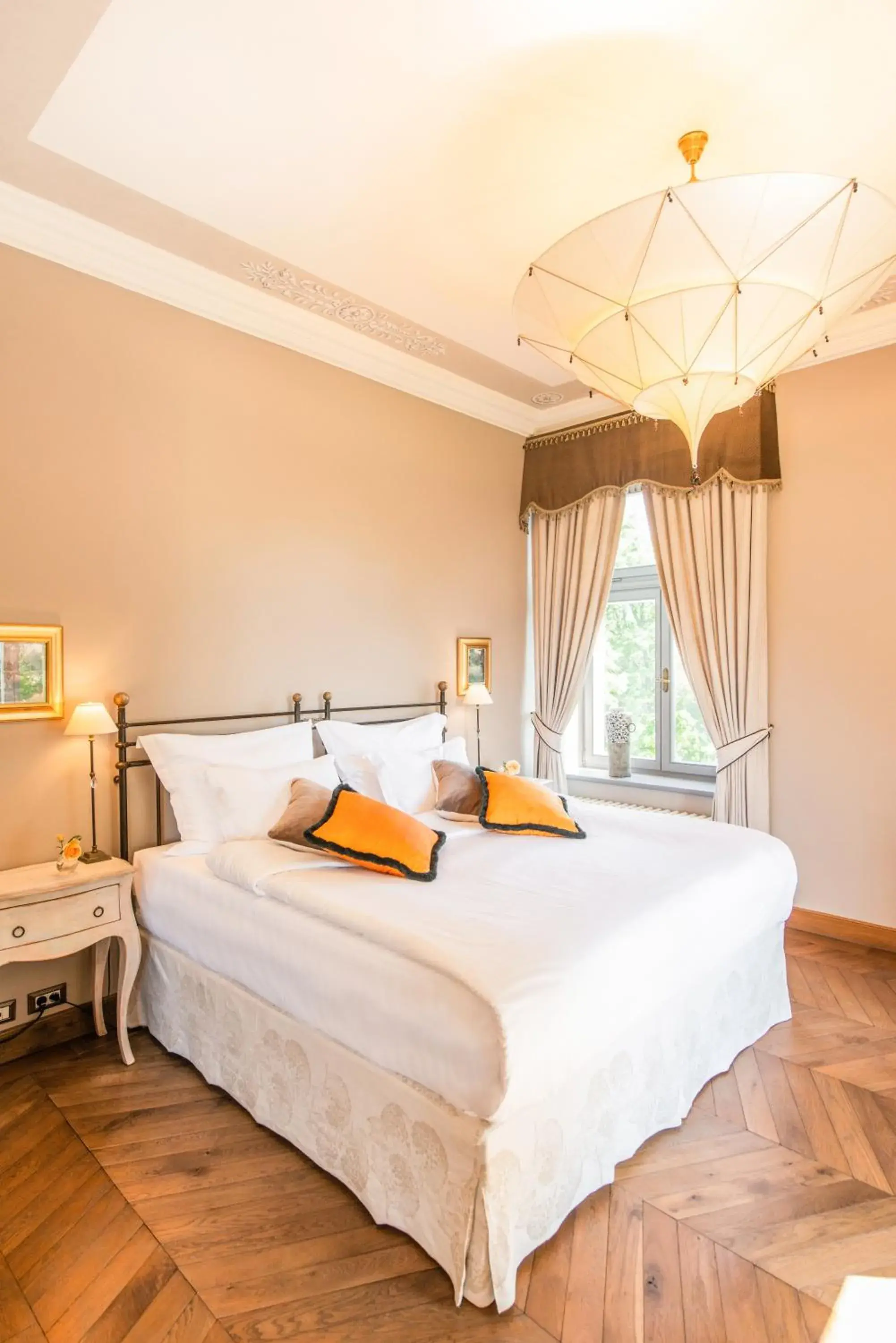 Luxury Suite in Chateau Mcely Luxury Suite in Chateau Mcely